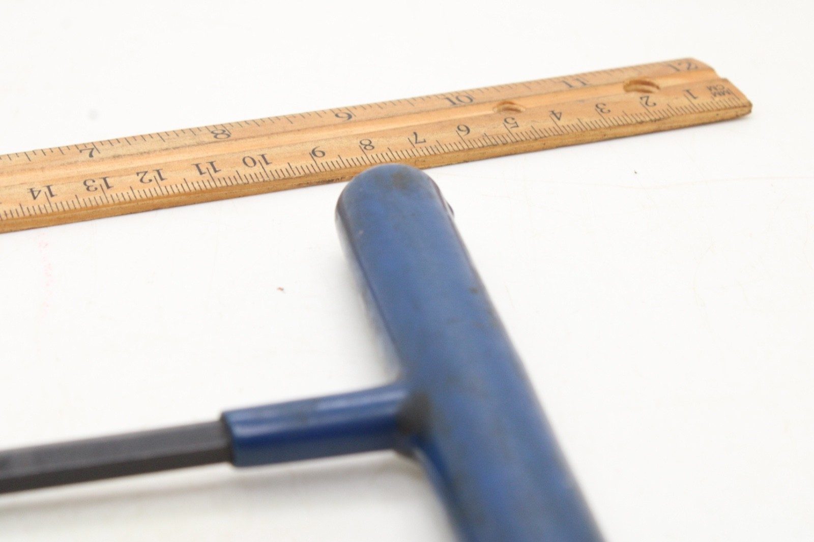 Blue-Point AWCG1616 1/4″ 6 Point Blue Rubber Handle Hex Allen Key T Handle USA