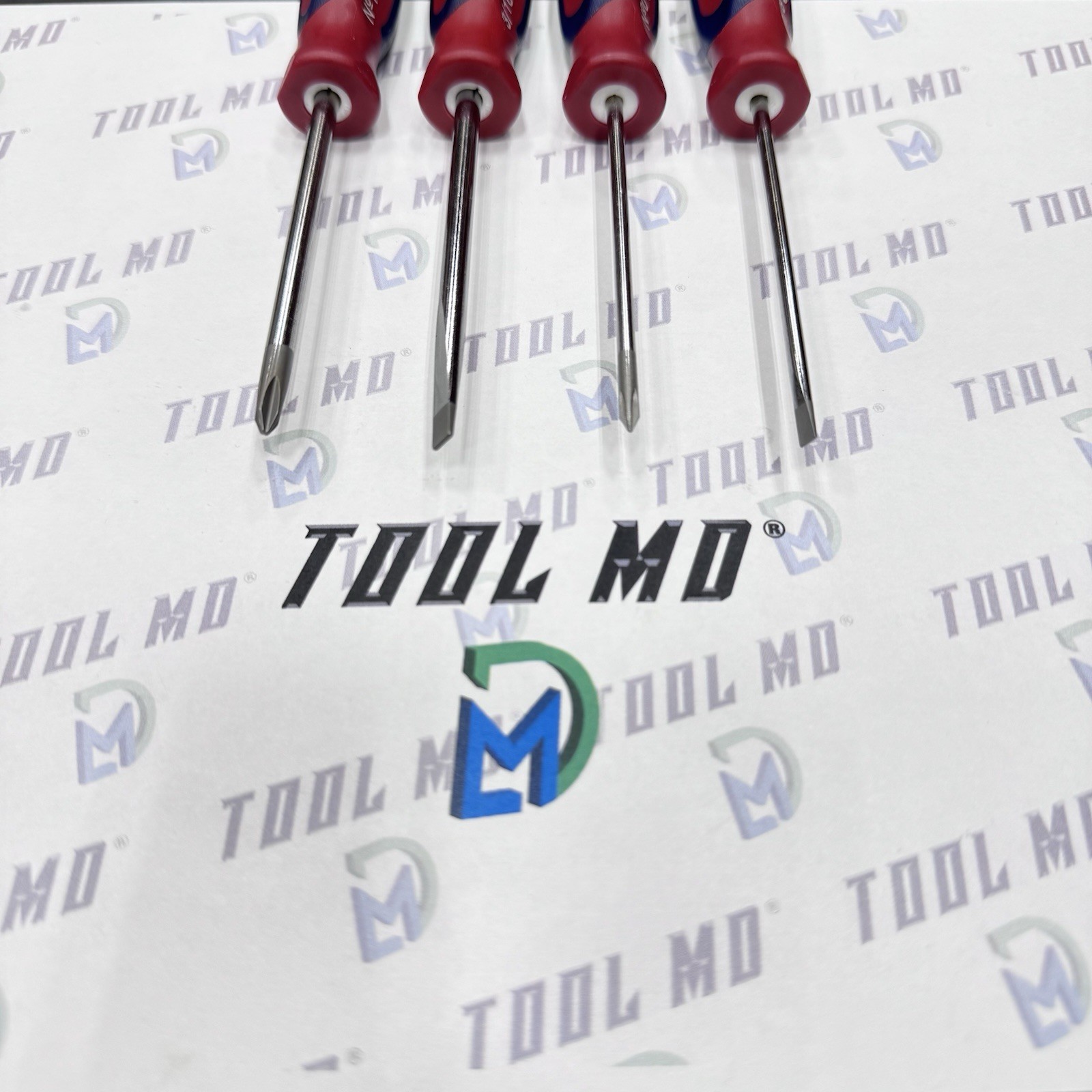 Snap-on Tools USA RARE 4pc RED WHITE & BLUE MINI Screwdriver Set SHDX40BRWB