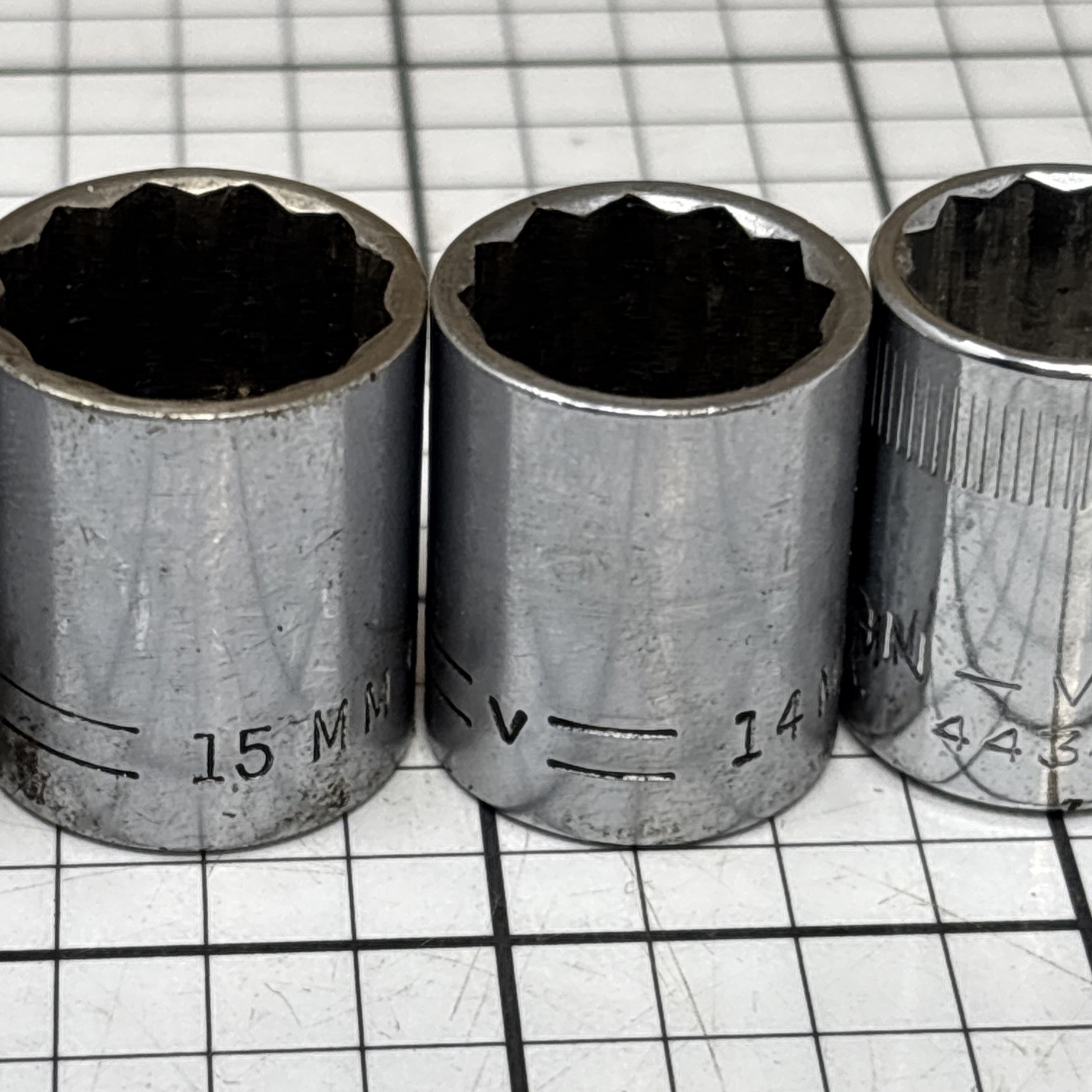 Craftsman 3/8 Drive Metric Socket Set Original Metal Tray V & VV 10mm-19mm 12PT