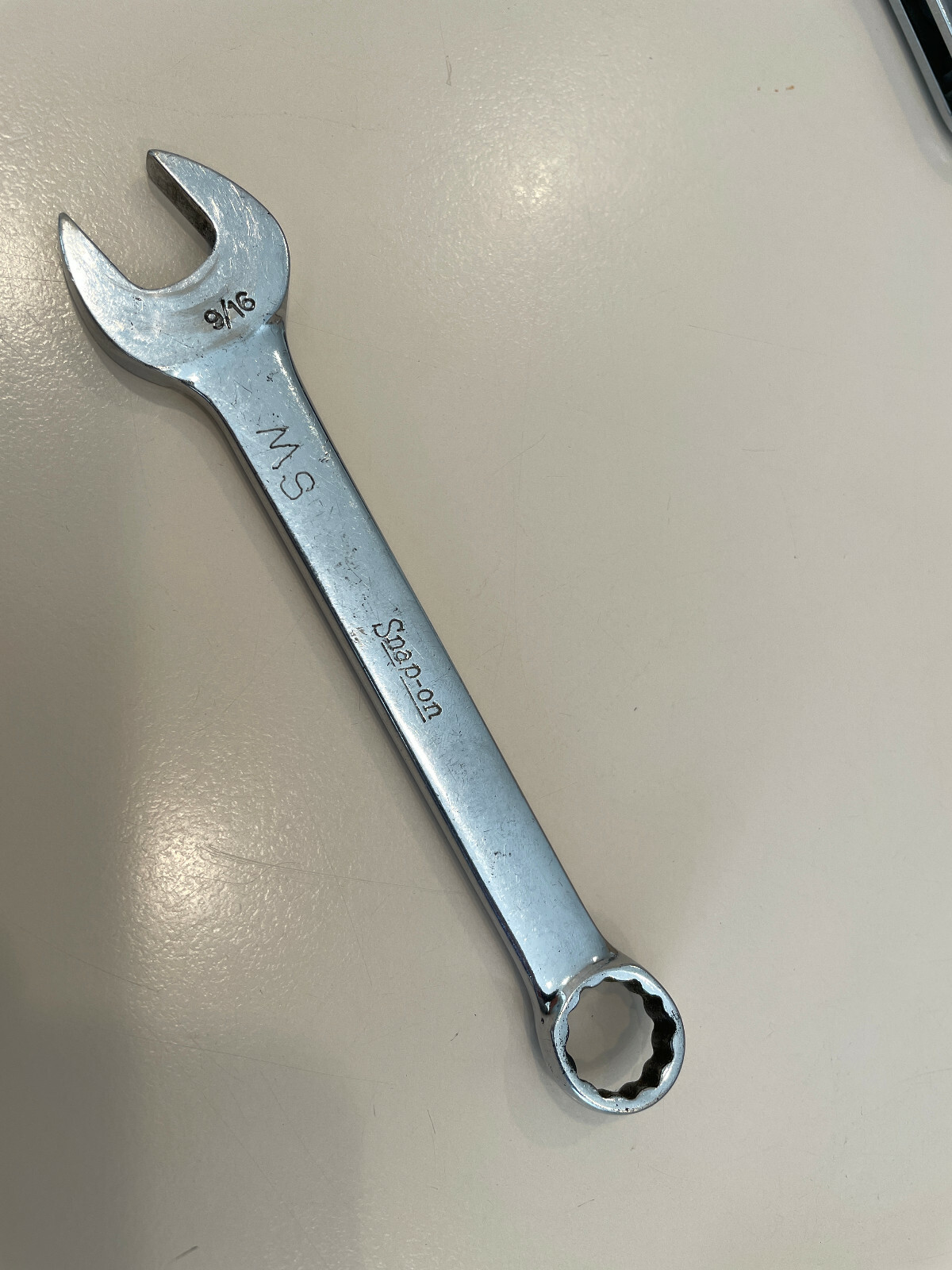 Snap-On Tools 9/16 OEX180 SAE 12 Point Short Length Chrome Combination Wrench