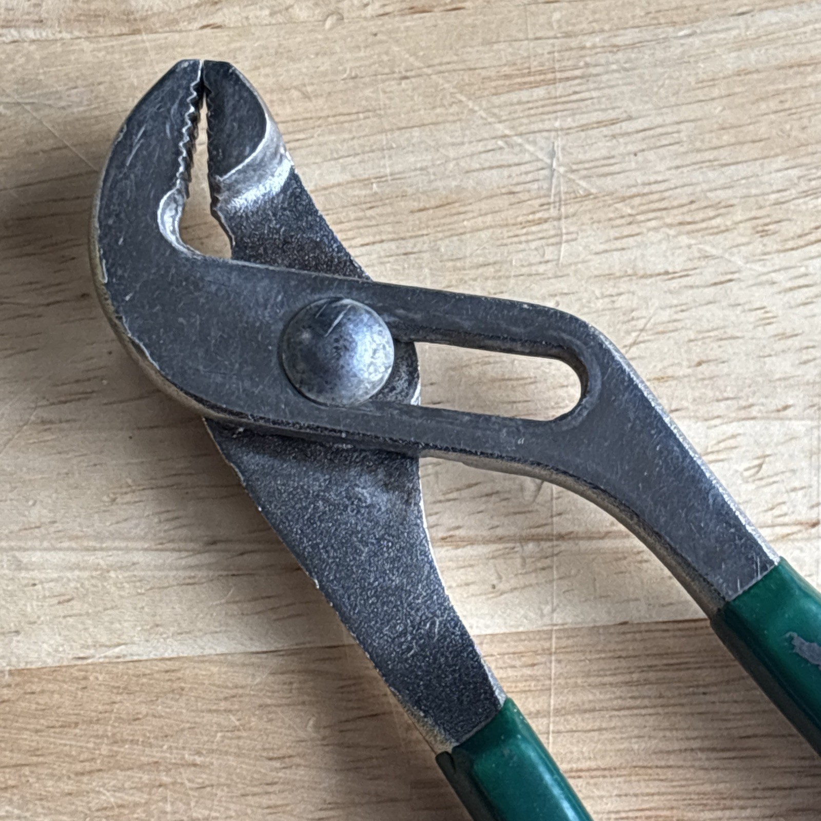 Jensen 6.5″ Slip Joint Pliers Tongue and Groove Green Handle 18006 USA