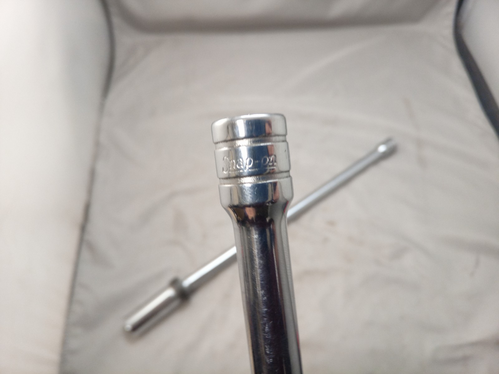 2 Snap-On Spark Plug Socket on Swivel Mounts FSX 1220 & 626 5/8″ & 13/16″