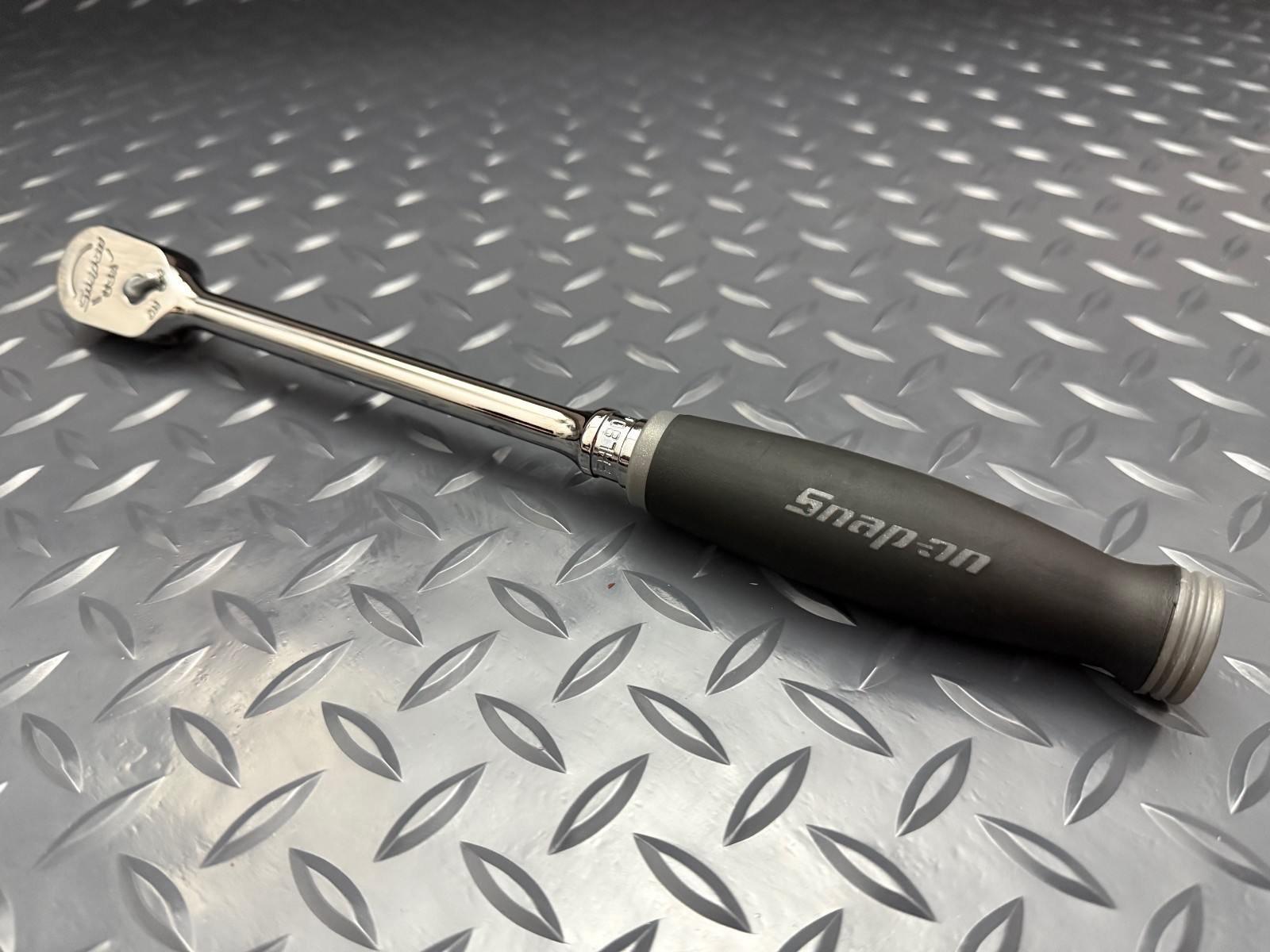Snap-on Tools 3/8″ Drive Gray Soft Grip LONG Fixed Head Ratchet FHL80DT USA NEW