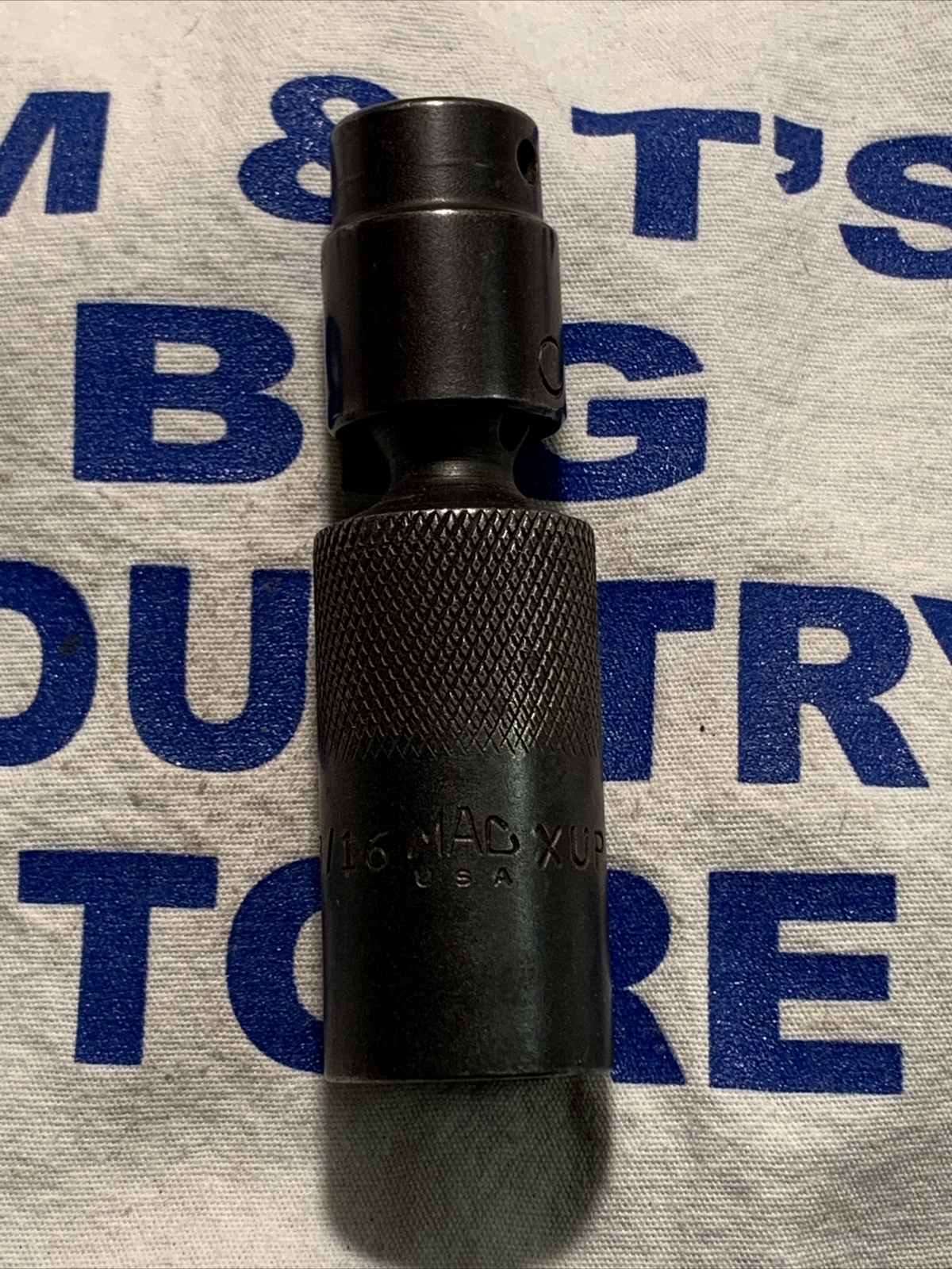 Mac Tools USA 3/8″ Drive 6pt 13/16″ Impact Spark Plug Swivel Socket XUP266DP