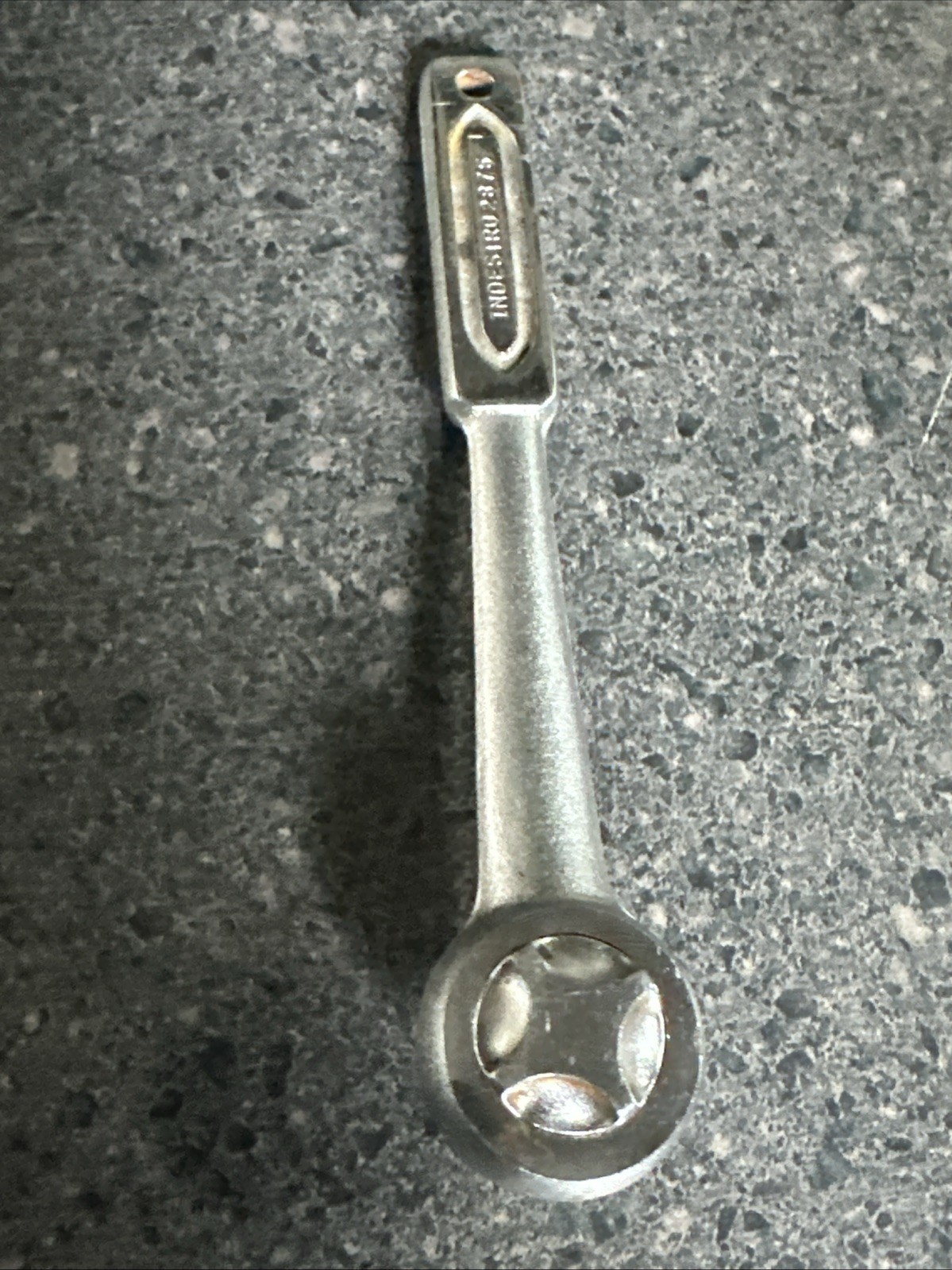 Vintage Indestro 1/4″ Drive Ratchet No. 2875 Made In USA