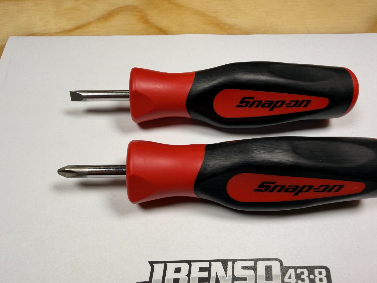 Snap-on Tools USA NEW RED 2pc Soft Grip Instinct Handle Stubby Screwdriver Set