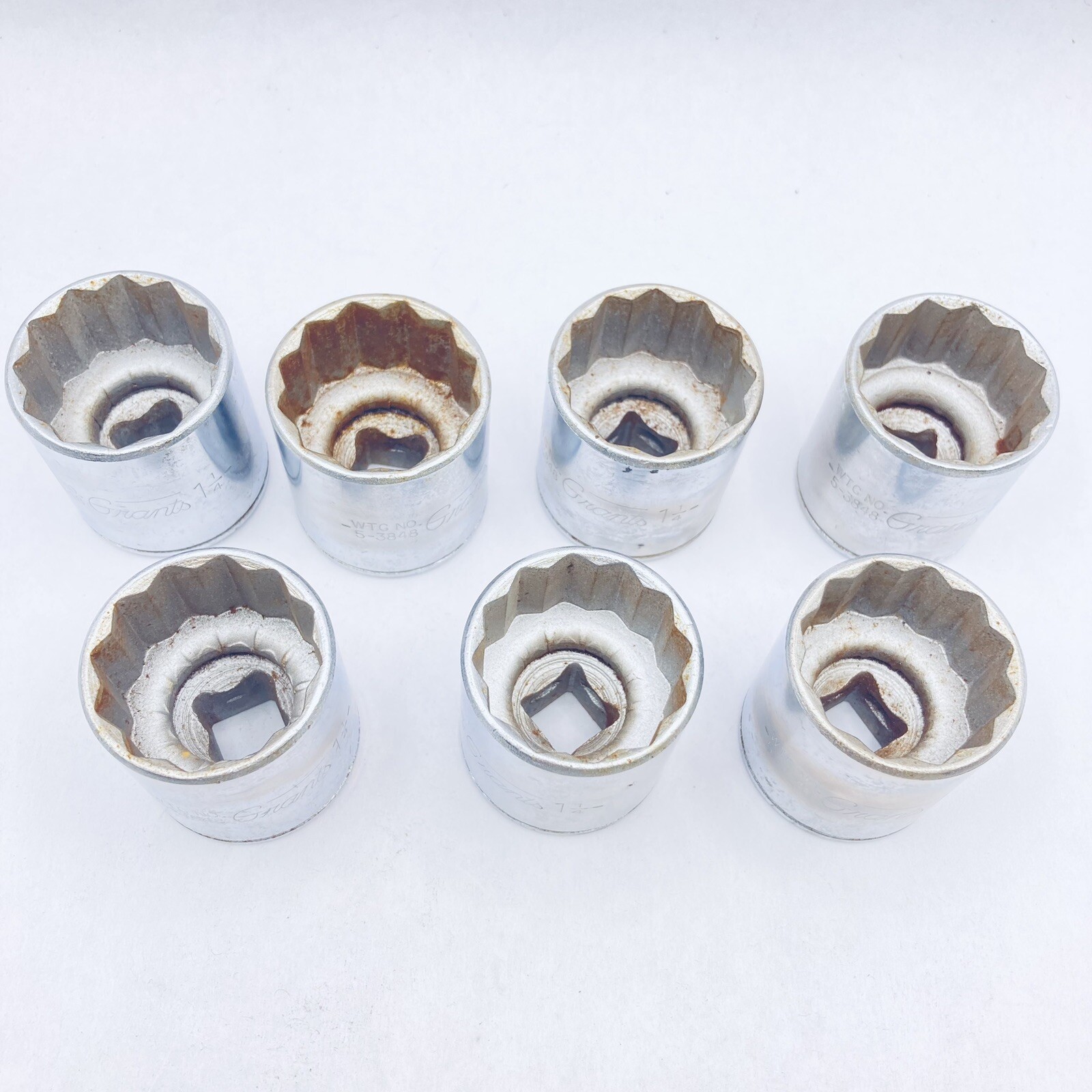 Grants 5-3848 Socket 1-1/4 in SAE 1/2” Drive 12 Point 1-1/4″ – USA
