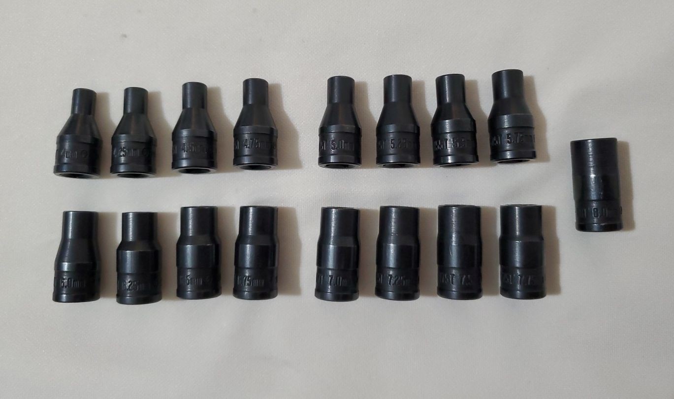 Mac Tools 13 Piece 1/4″ Drive Twist Socket Set Metric 4.0mm-8mm, (0.25″ grads)