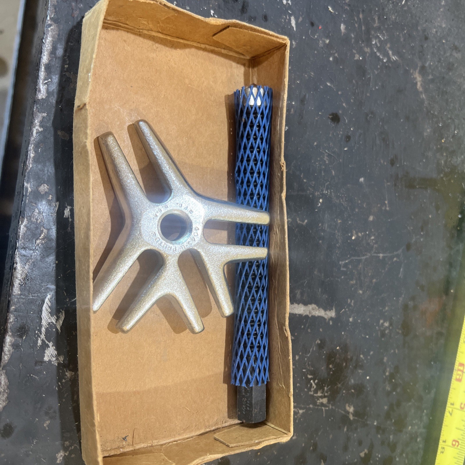 Proto 4043B Steering Wheel Puller Yoke and Shaft in original box NEW USA made