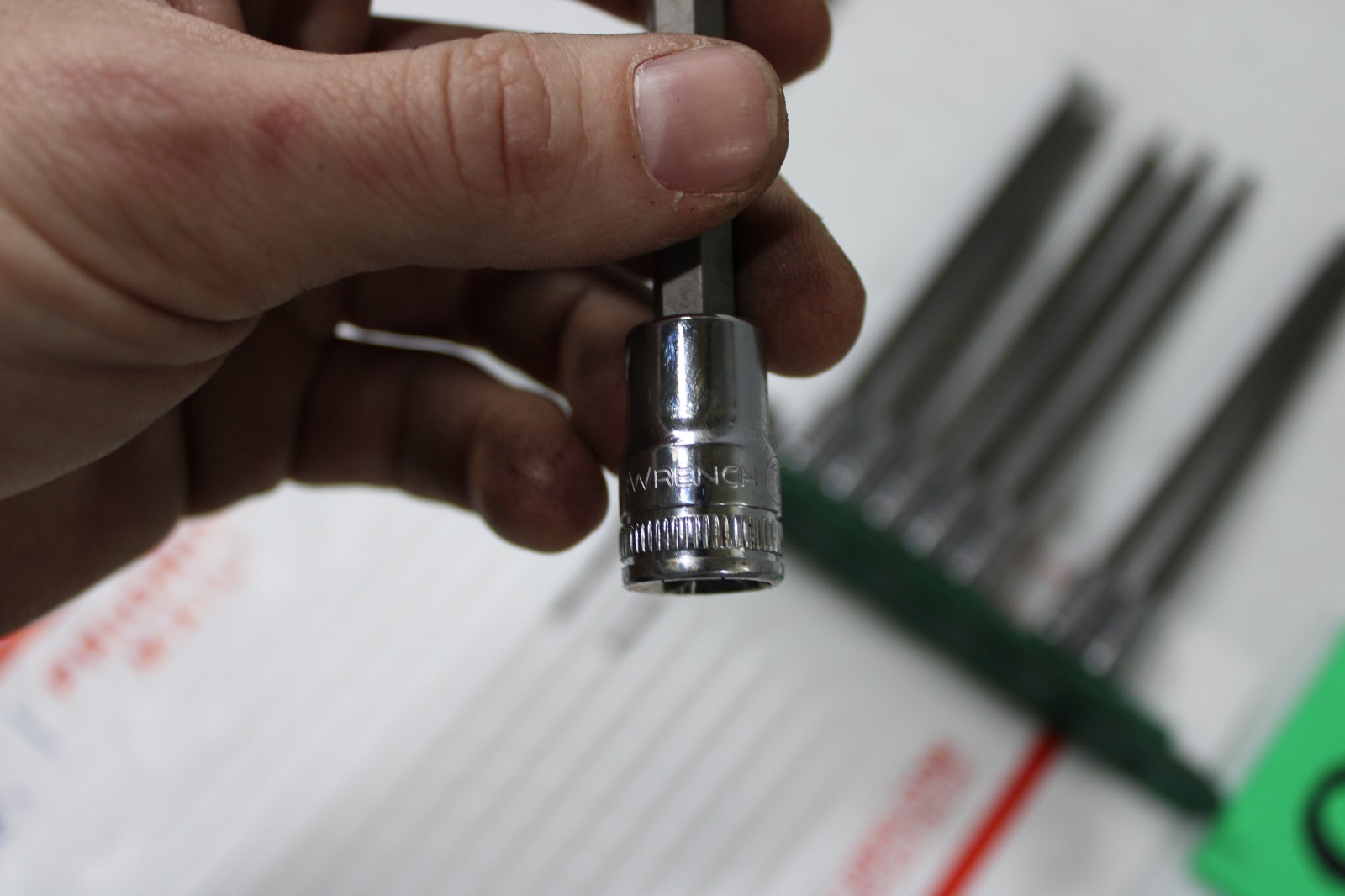 Gearwrench 10 Piece 1/4″ 3/8″ Drive Long Shank Torx Bit Socket Set T8 – T50