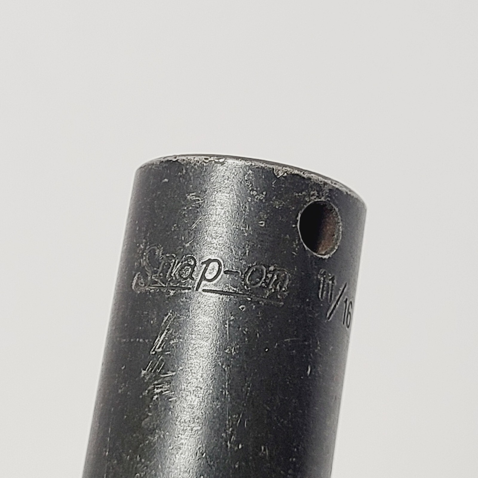 Snap On 3/8″ Drive 11/16″ SAE Deep Impact 6pt Socket SIMF220 USA