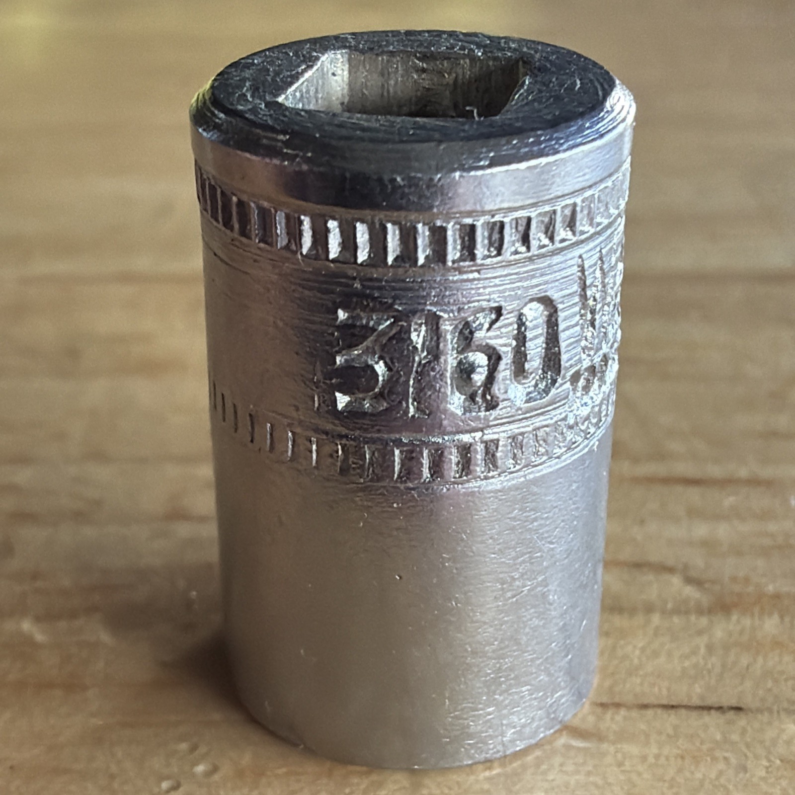 Walden Worcester 5/16″ Shallow Socket 1/4″ Drive 8 Point Double Square 3160 USA