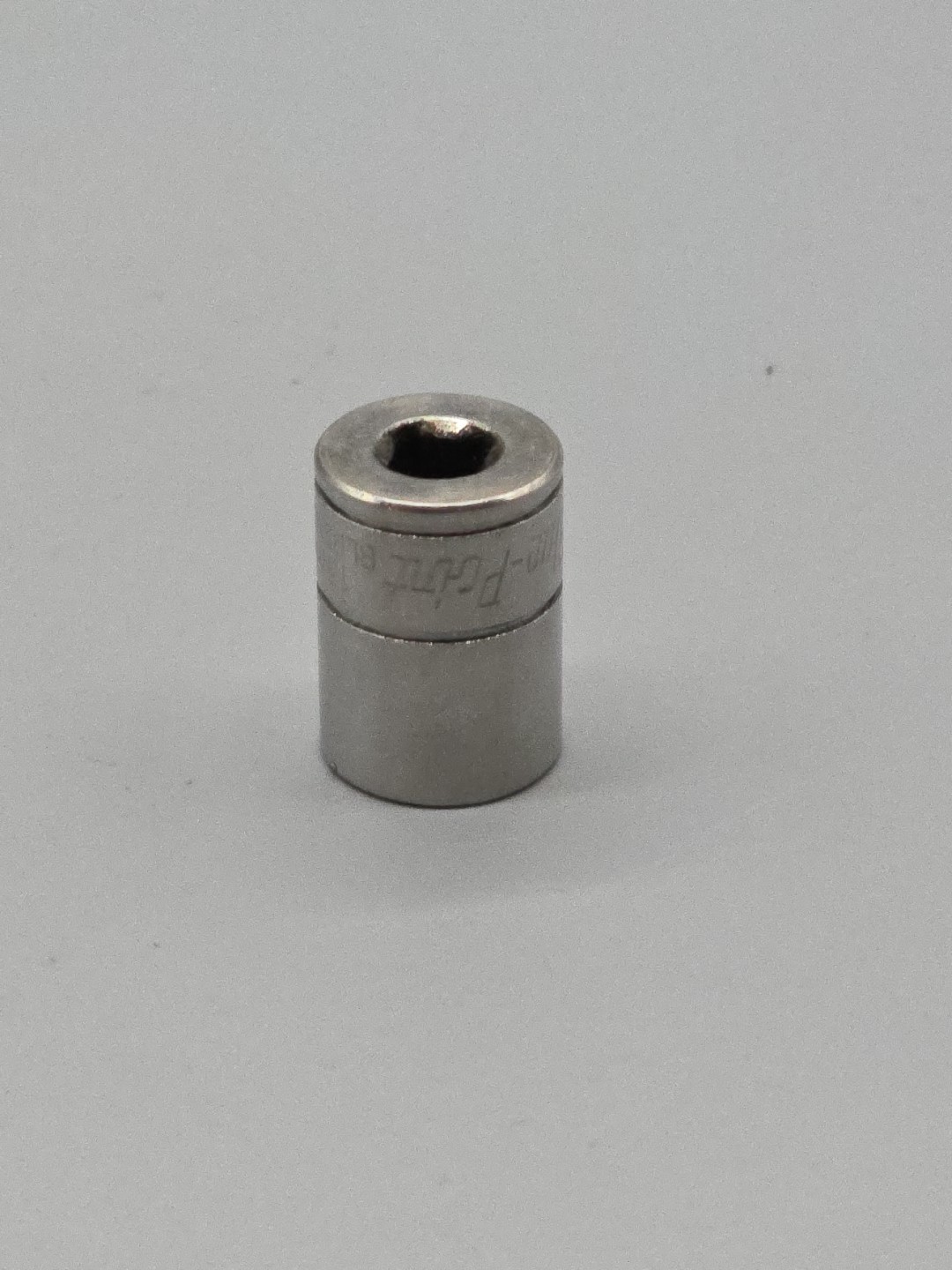 Blue- Point Tools BLPSM1413 6 Pt 1/4″ Drive 13mm Shallow Metric Socket USA