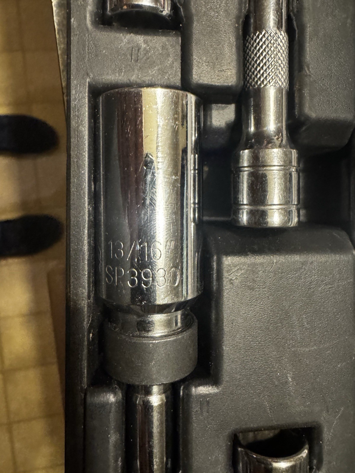 Matco Tools SPK5M Magnetic 5pc Spark Plug Service Set with Case