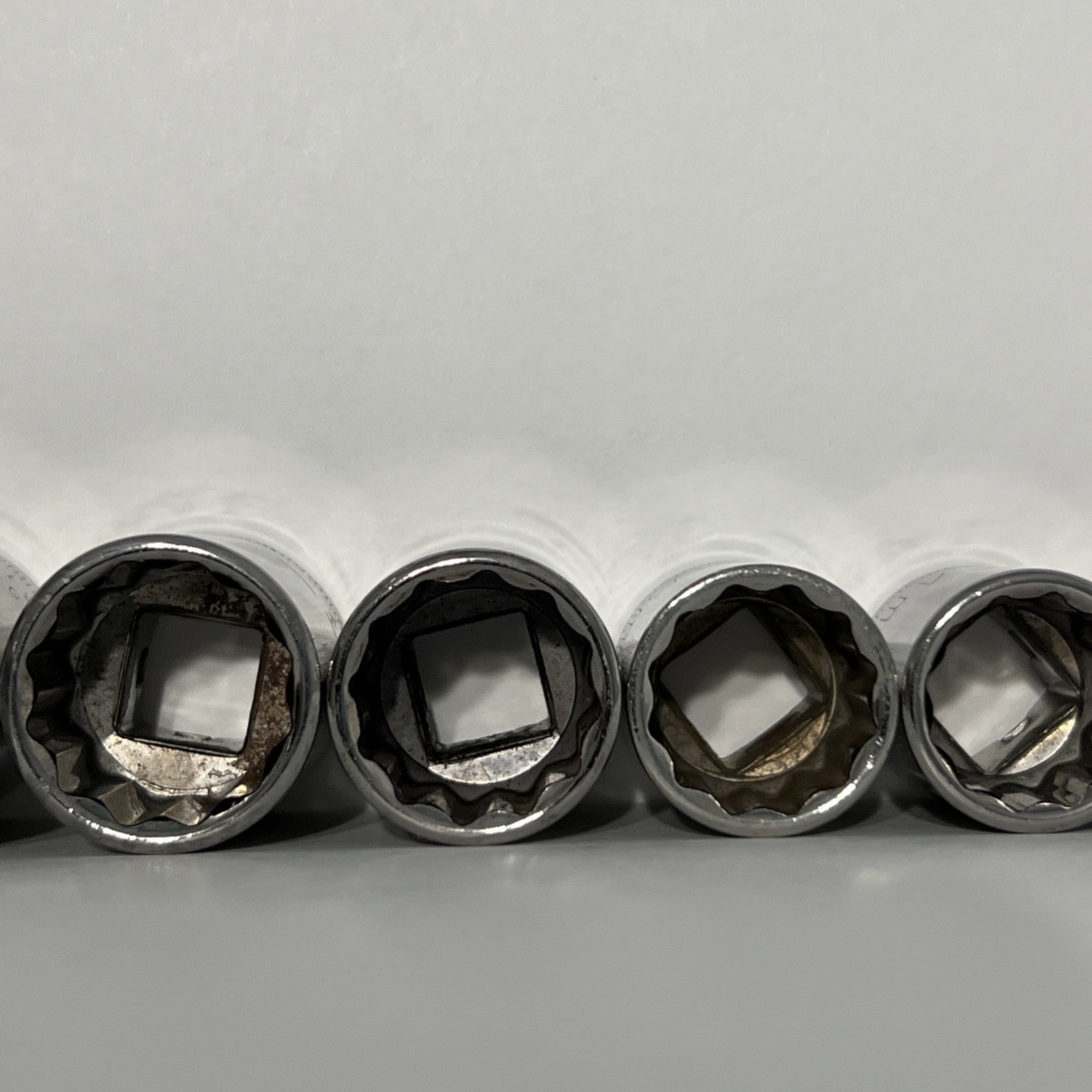 Craftsman 15pc Metric Shallow Socket Set 3/8” Drive, 12 Pt, 6-19mm & 21mm Vtg