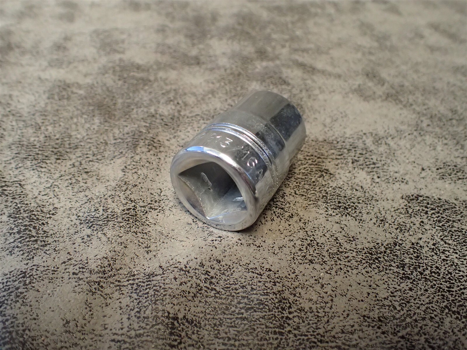 13-126 ARMSTRONG Armaloy 12-Point, 3/4″ Dr 13/16″ Standard Hand Socket (BN189)
