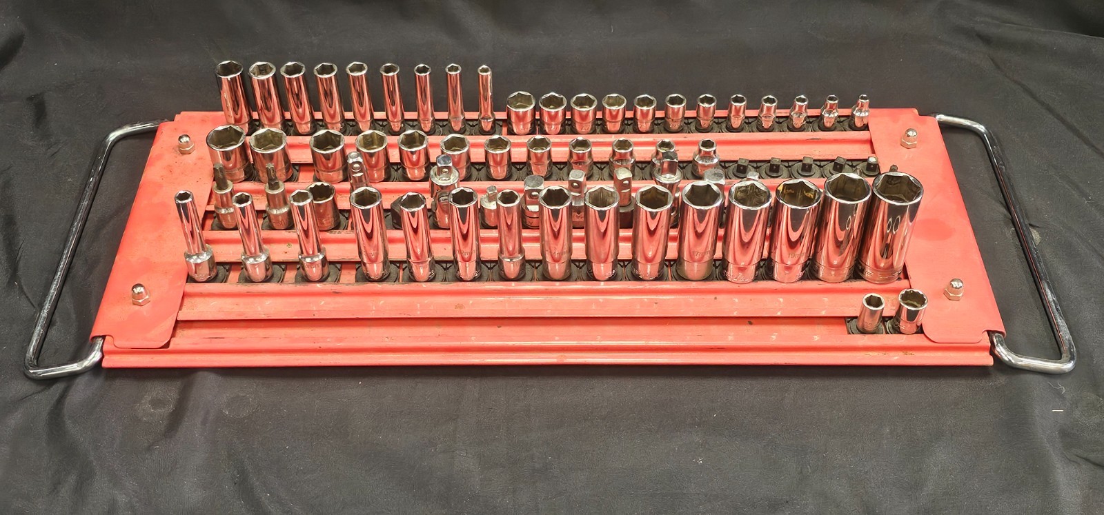 CAT, Blue Power, Snap-On & other brands Assorted Sockets w/ Locking Socket Tray
