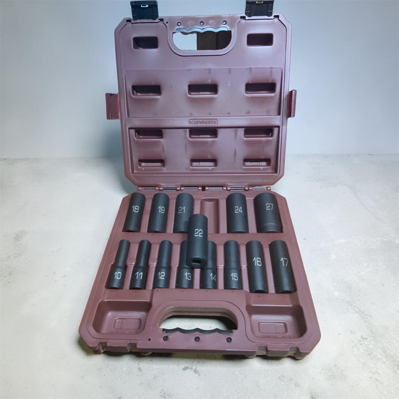 MATCO Tools SCDPM146V 14-Piece 1/2″ Drive Deep Metric 6-Point Impact Socket SET