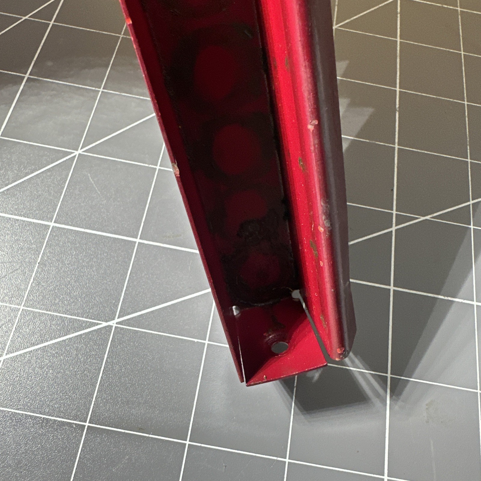 Vintage Snap-on KRA159 Metal Mid Socket Tray – Rare Royal Maroon 11.5”