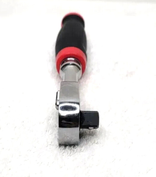 New Snap-on™ 3/8″ Drive Red Soft Grip Chrome 9″ Ratchet FH80 Dual 80 Tech
