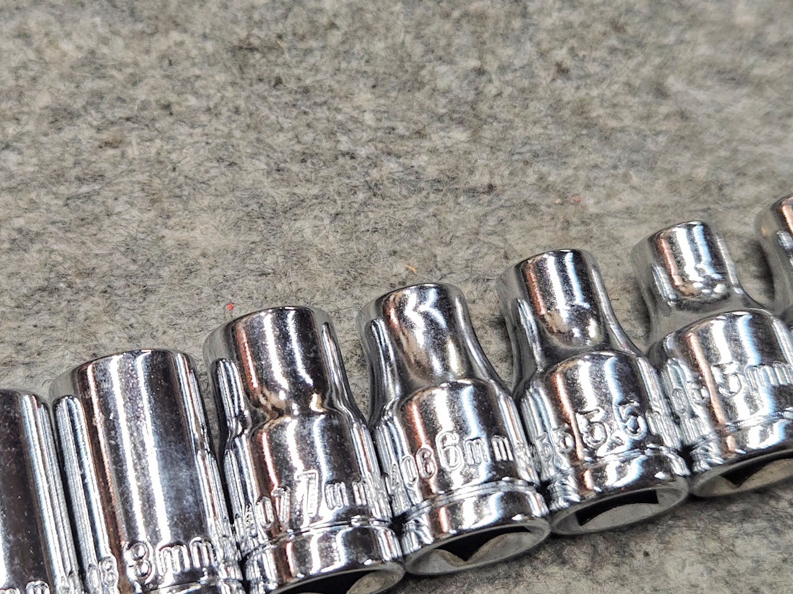 TAT Tools 1/4 Drive 6 Point Metric Socket Set 4.0mm-10mm 9 Piece «Off the shelf»