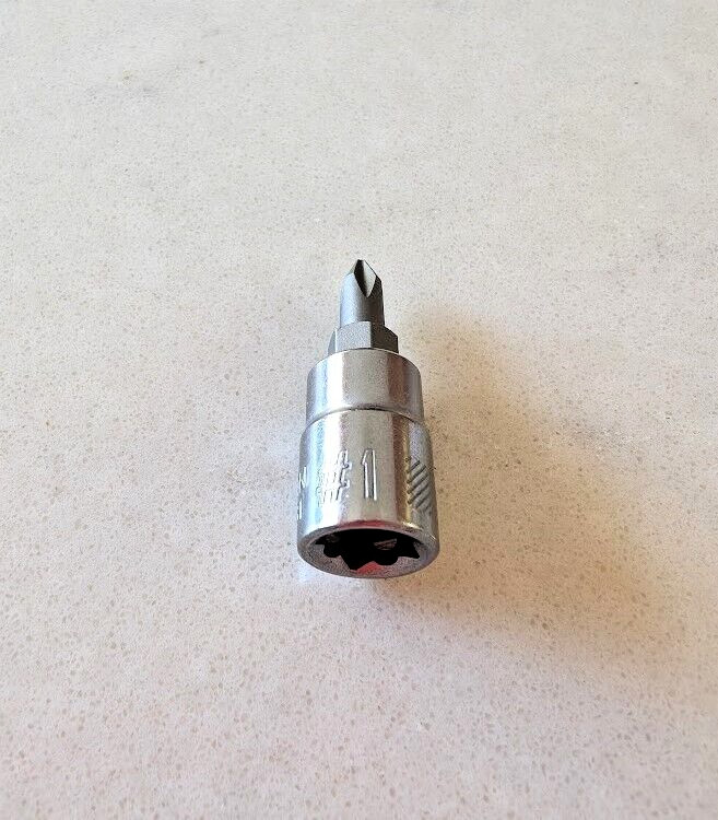 Craftsman #1 Phillips Bit 1/4 Inch Drive Socket CMMT42681