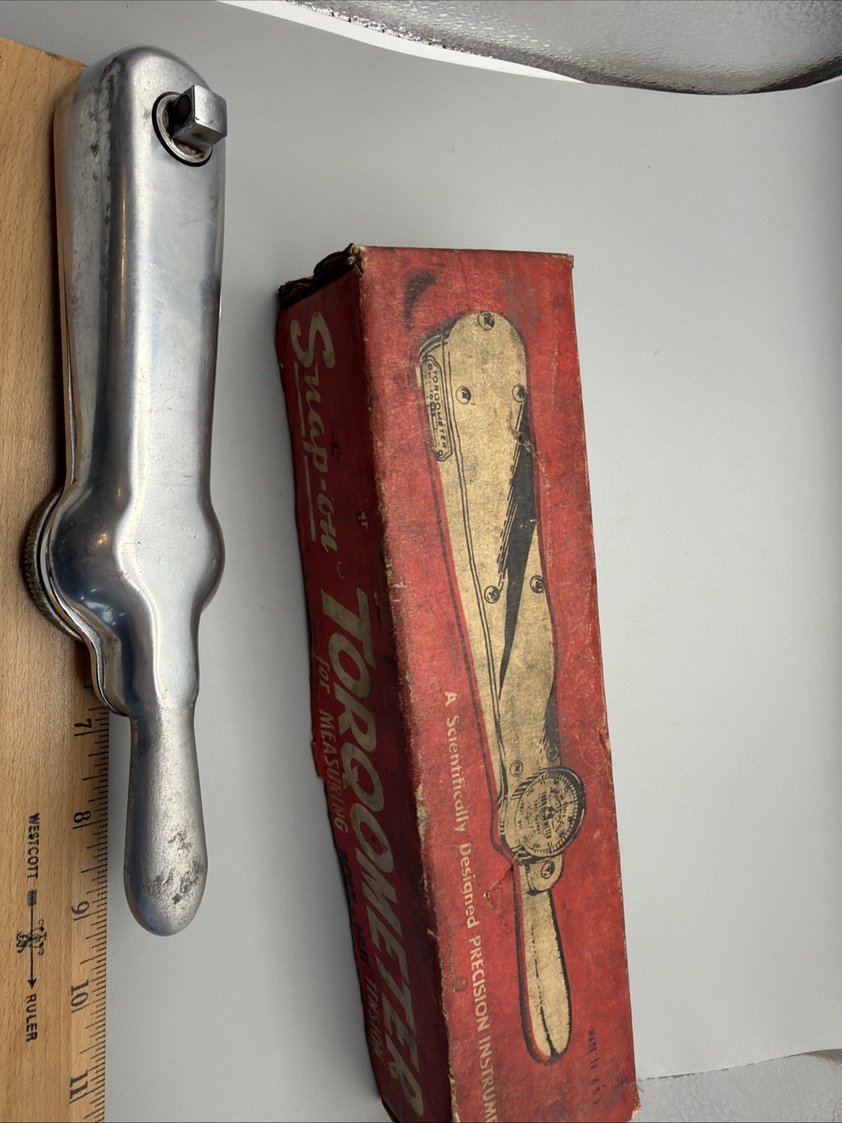 VINTAGE SNAP-ON TQ12B 3/8″ Drive Torqometer 150 Inch-Pounds Torque Wrench