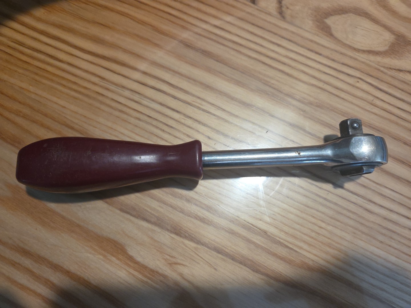 RARE Matco Vintage 3/8″ Drive Maroon Burgandy Hard Handle Ratchet Sockets