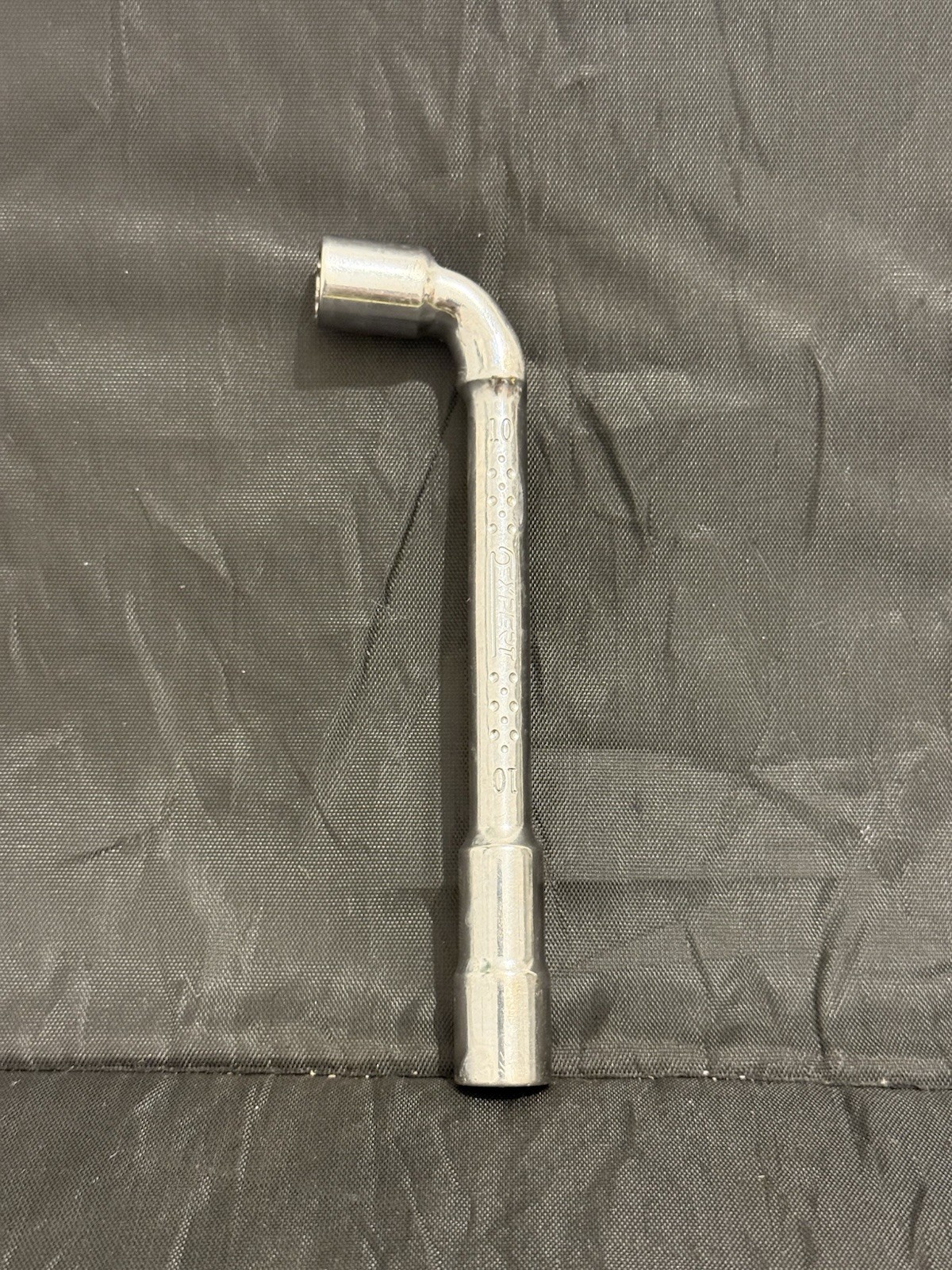 Expert Angled Socket Wrench – 10mm – E113372 – 12 Point & 6 Point