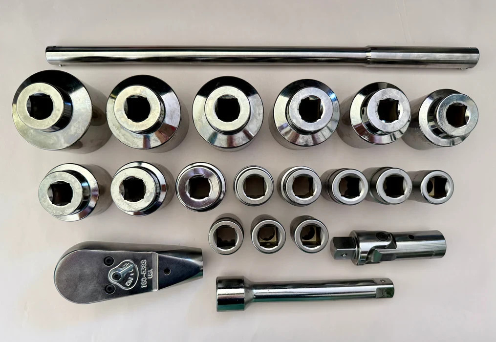 CAT Caterpillar 9S-1749 Socket Set 3/4 Drive 3/4″-2-1/4″ w/ Ratchet Breaker Bar