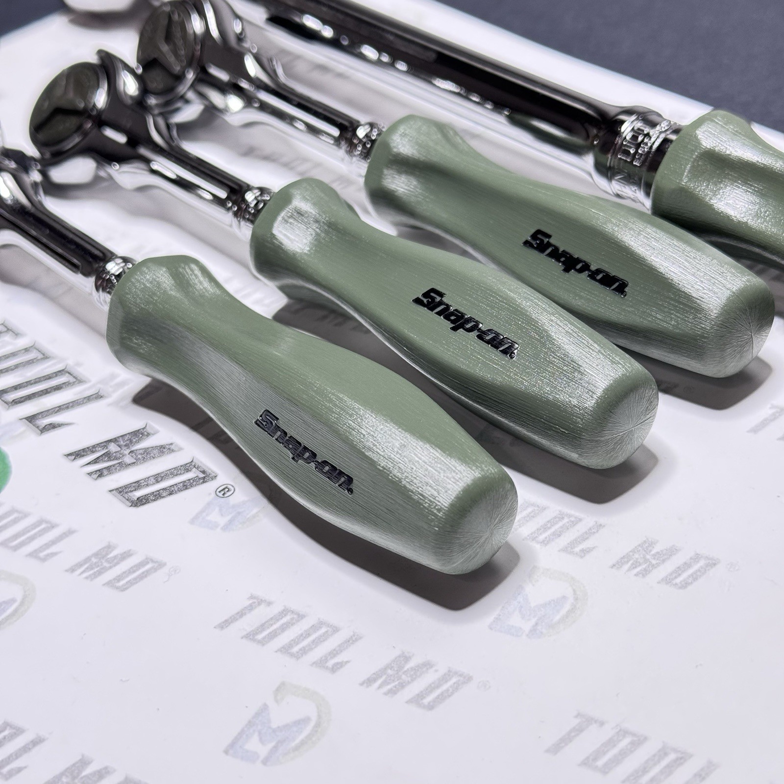 Snap-on Tools USA VERY RARE COMBAT GREEN Swivel Mixed Drive Ratchet Set FHCNFD72
