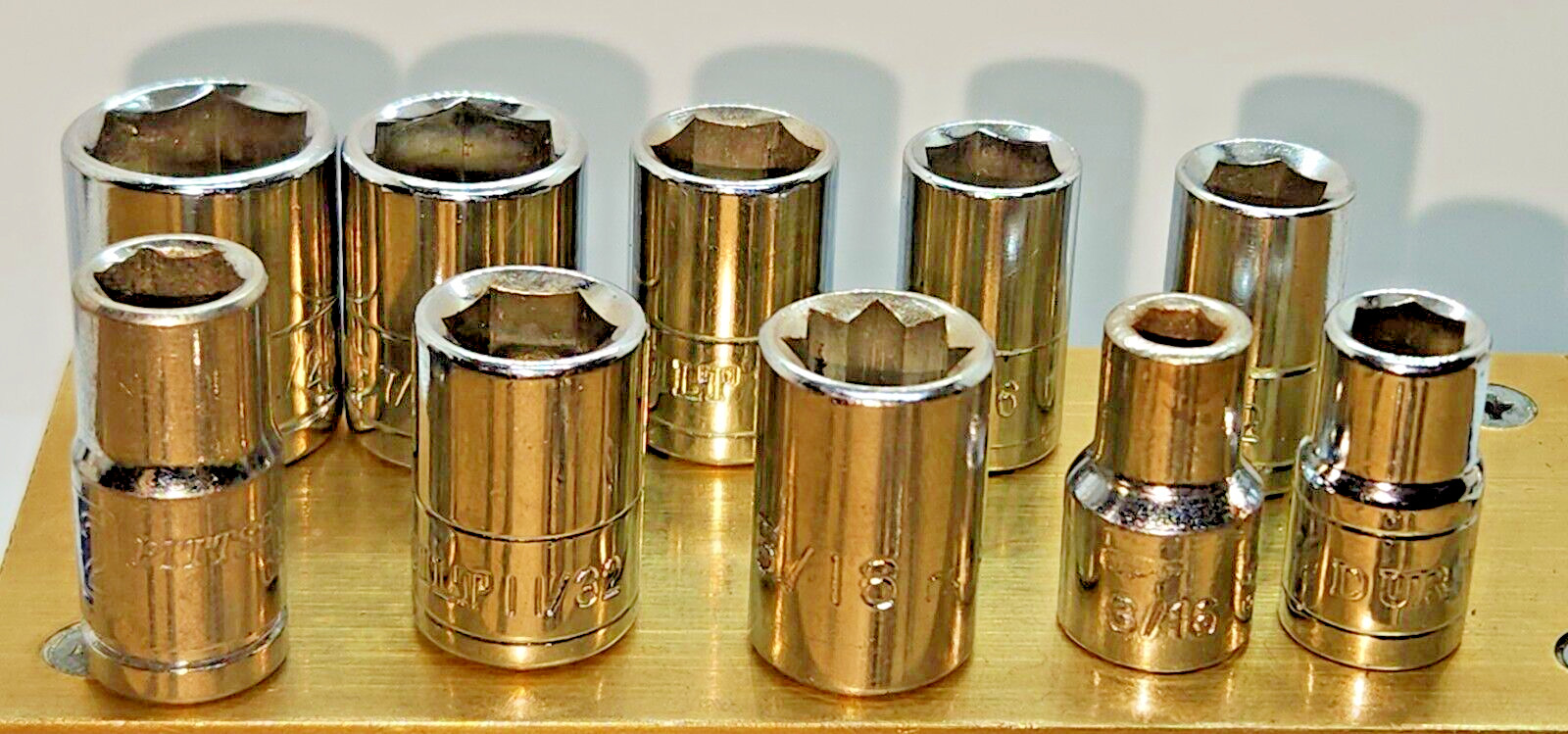 LOT#319-TAIWAN, JAPAN, D.B., PITTS-1/4″ DRIVE-10 ITEM SET–1/2″- 3/16″-6 POINT