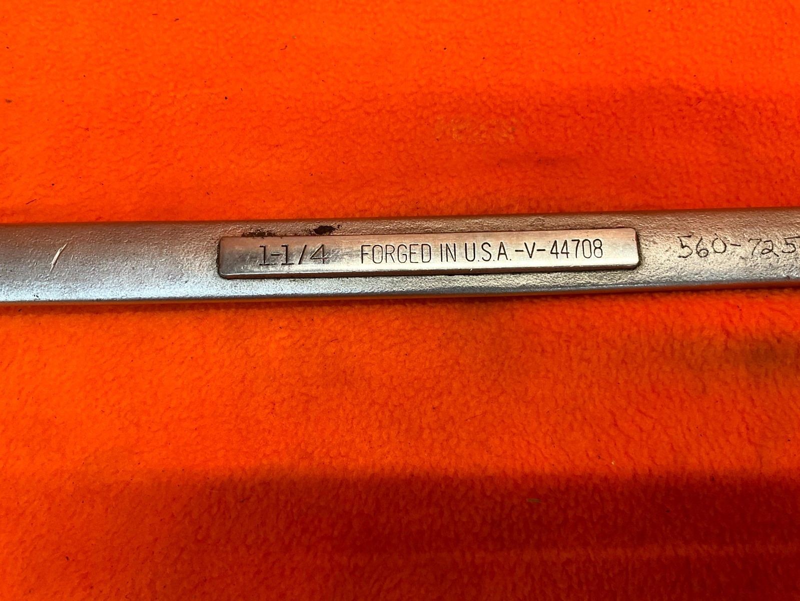 Craftsman Tools V-44708 1-1/4″ SAE 12 Point Combination Wrench OEM