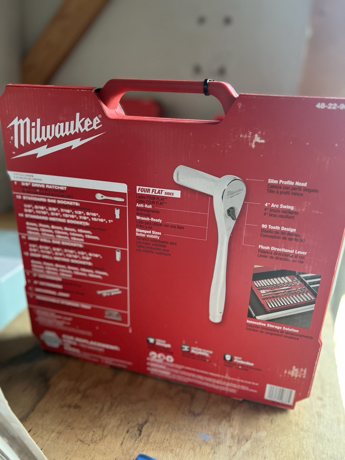 [NEW] (48-22-9008) Milwaukee 3/8″ Drive 56pc Ratchet & Socket Set with FOUR FLAT