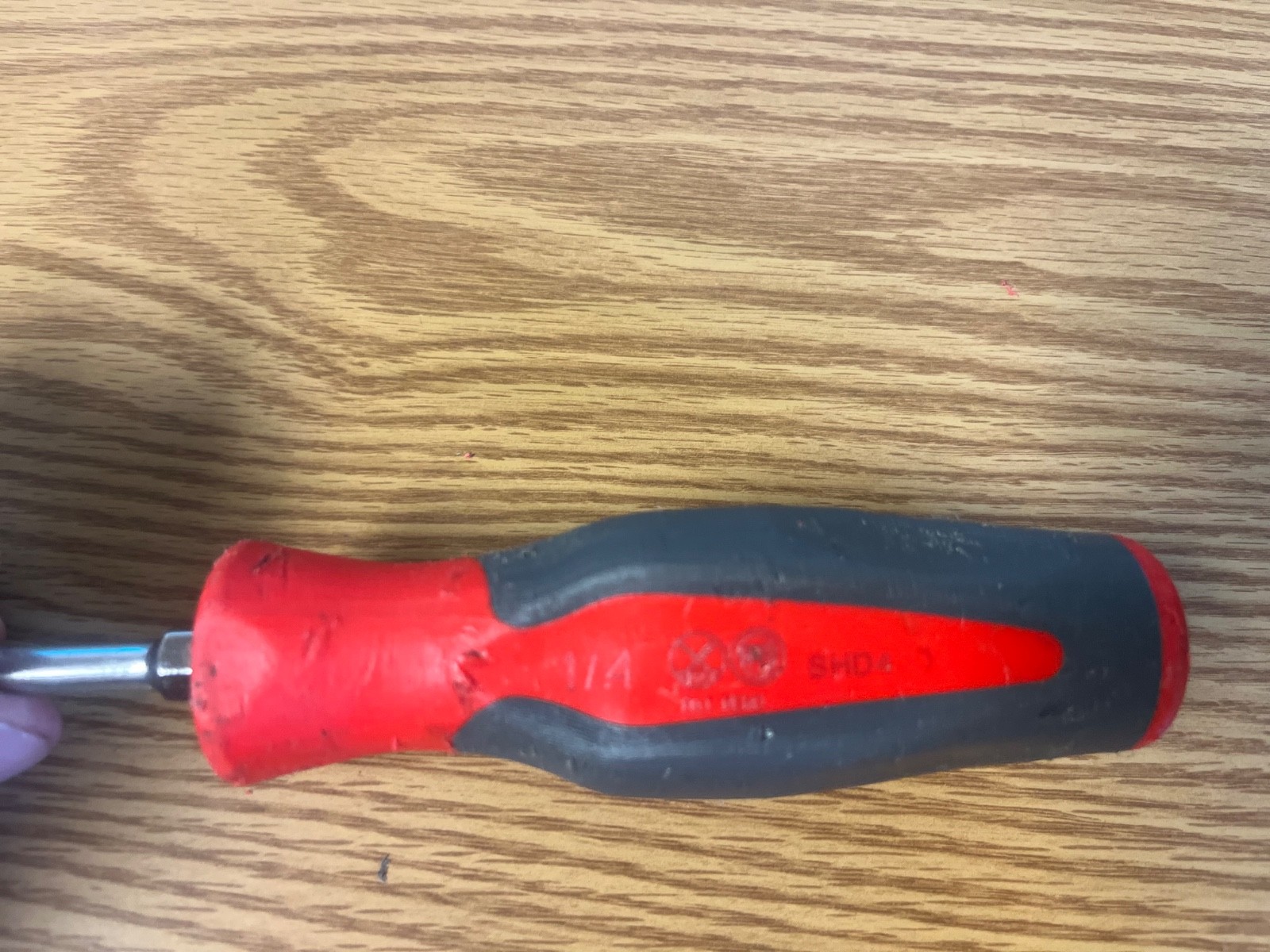 SNAP ON SHD4 -RED/GRAY COMFORT GRIP HANDLE 1/4 FLAT BLADE 8.75″ LONG LOT#45
