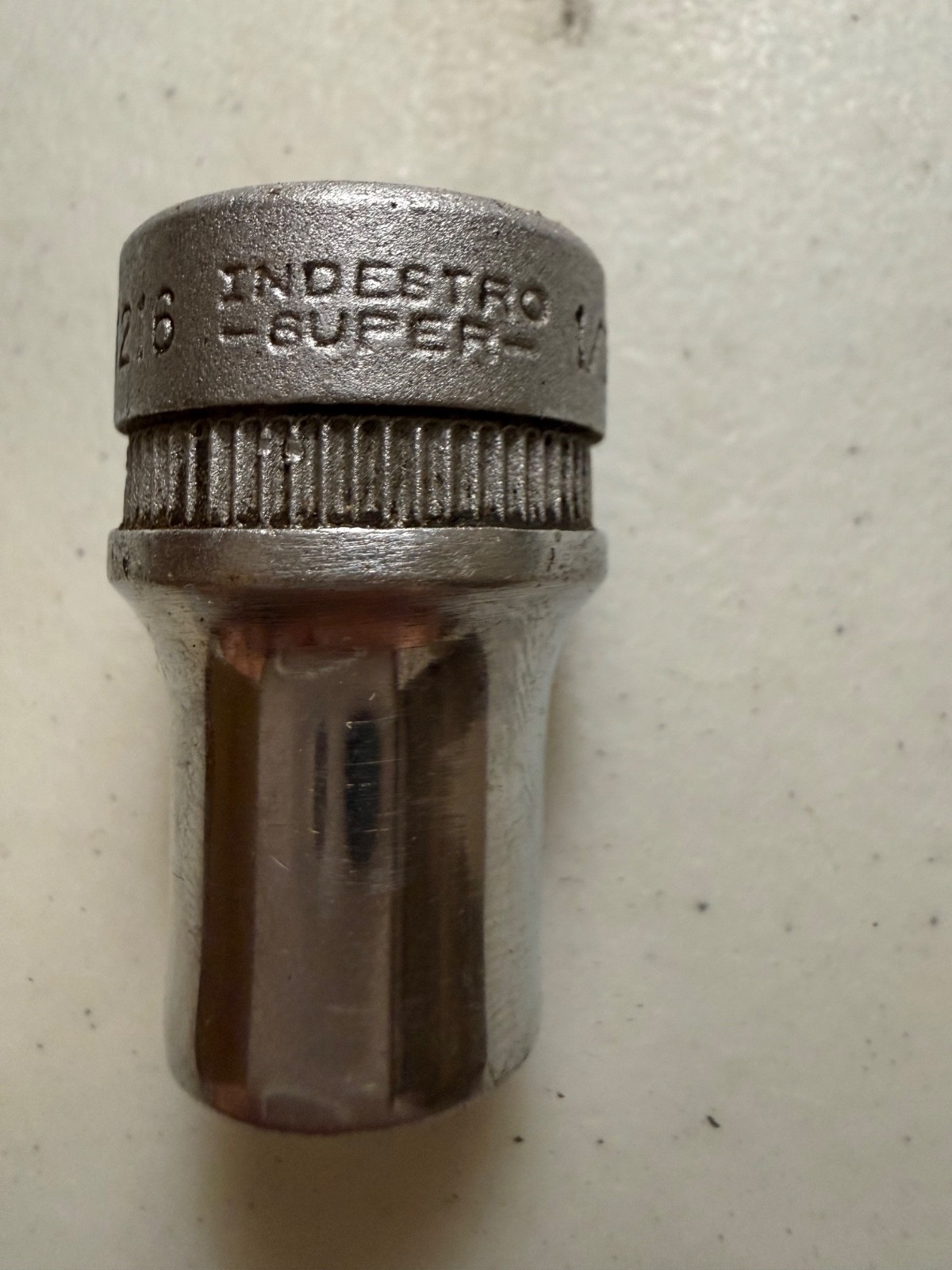 Vintage Indestro Super ,9 Sockets, 1/2″ Drive Ratchet & Breaker Bar, Good Cond