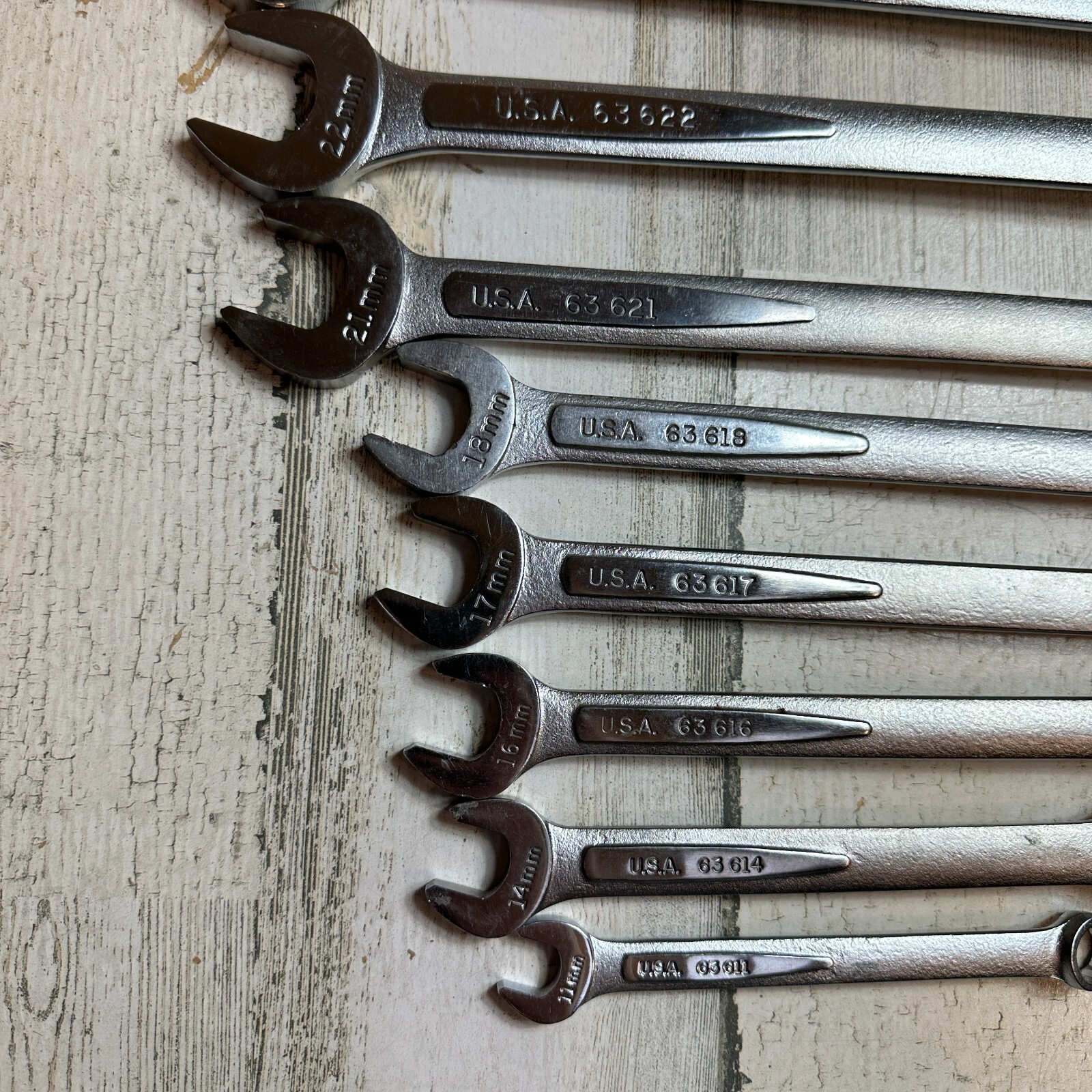 EASCO USA METRIC COMBINATION WRENCH SET 11MM – 32MM 12 POINT (13 WRENCHES)