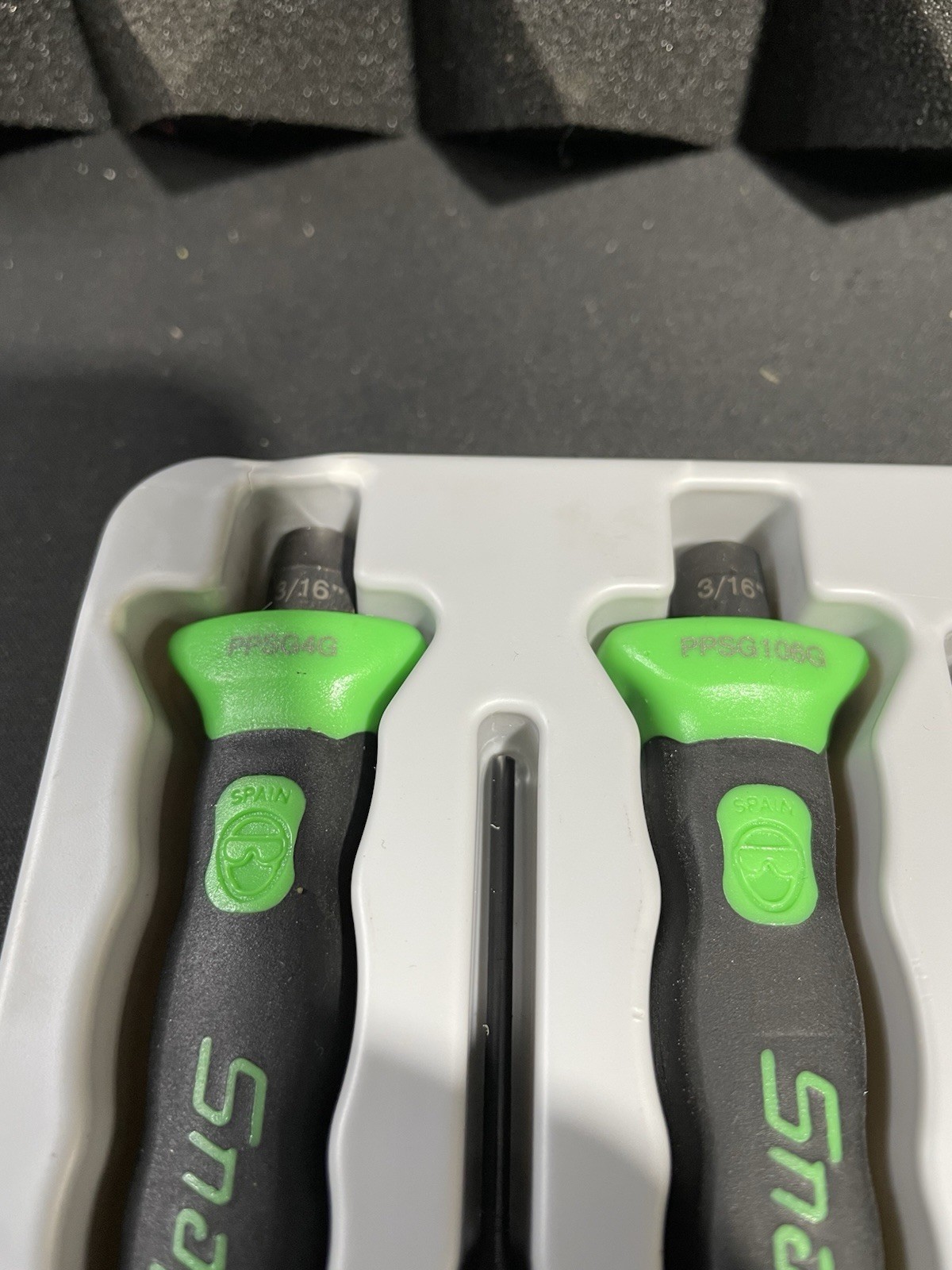 Snap-on PPCSGL714G 14pc Green Soft Grip Punch Chisel Set Open Box