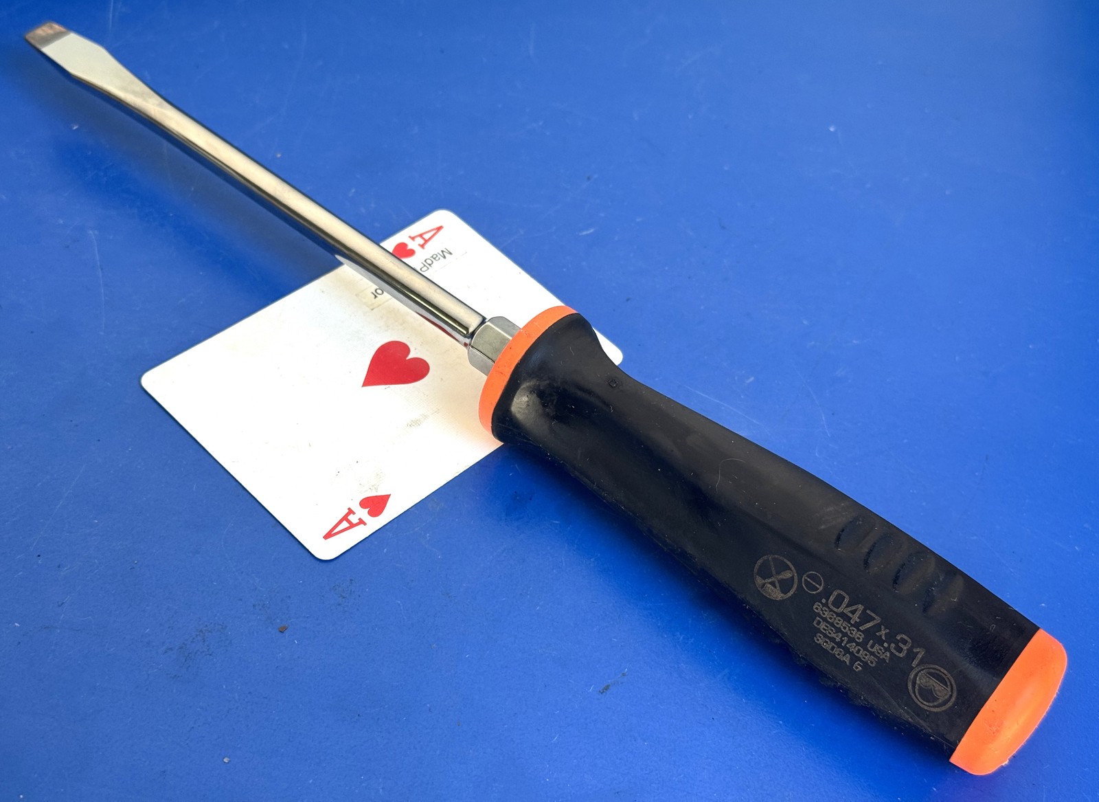 Snap-on Tri-Lobe Orange Soft Grip Flat Tip 5/16″ new blade 11″ Screwdriver SGD6A