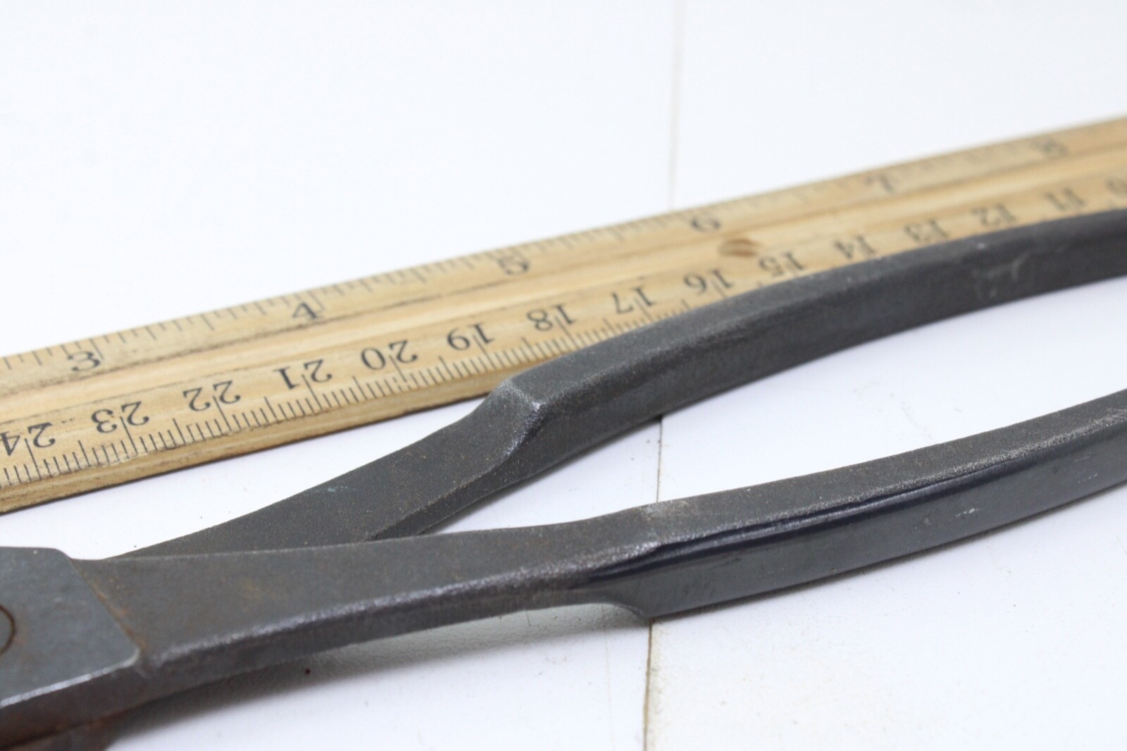 Snap-On 208A 8″ Long Angle Nose Battery Terminal Pliers USA