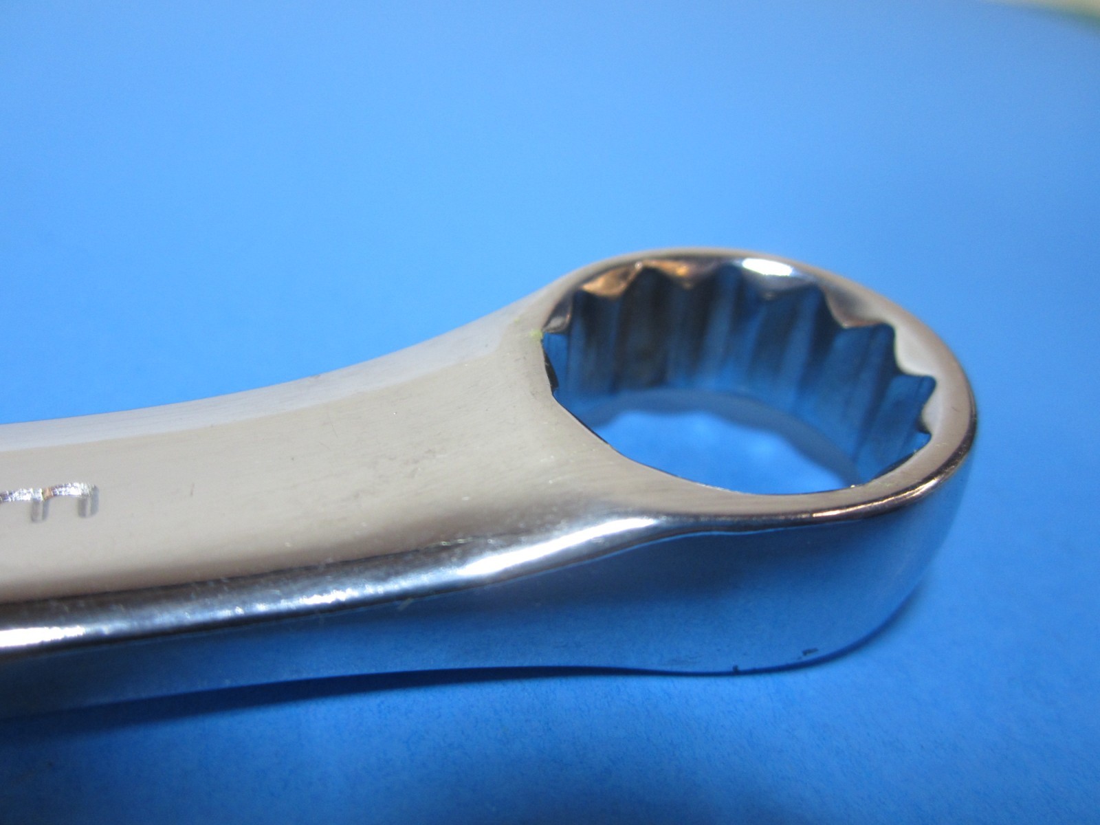 S.K. TOOLS * New Old Stock * 18mm 12-point # – 88318 Combination Wrench