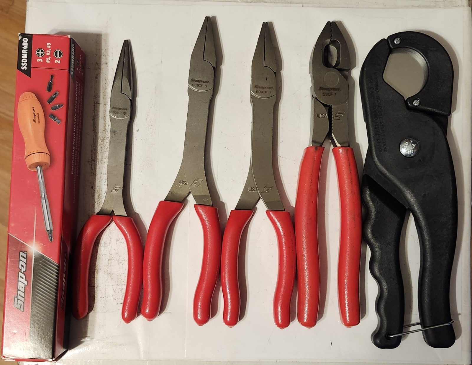 Random Snap On Tool Lot Screw Ratchet Driver Pliers Hammer Awl Snap Ring Retaini