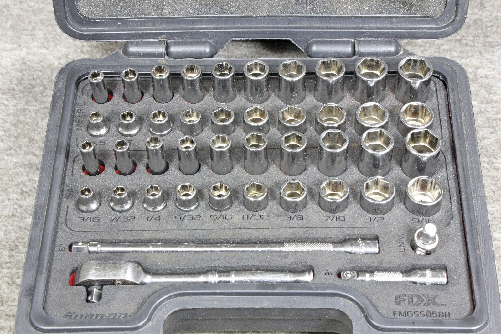 Snap on 144TMPB 44 Piece 1/4″ Drive 6 Point METRIC / SAE General Service Set