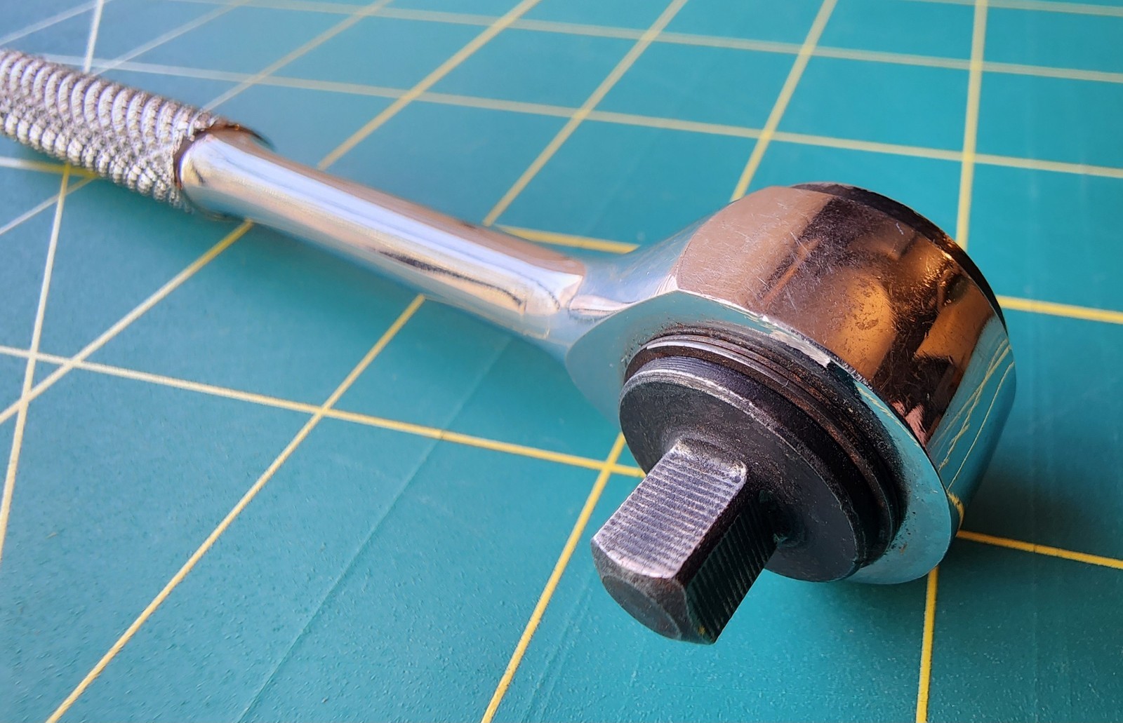 WILLIAMS USA #M-52A 1/4″ DRIVE ROUND HEAD CHROME KNURLED HANDLE RATCHET