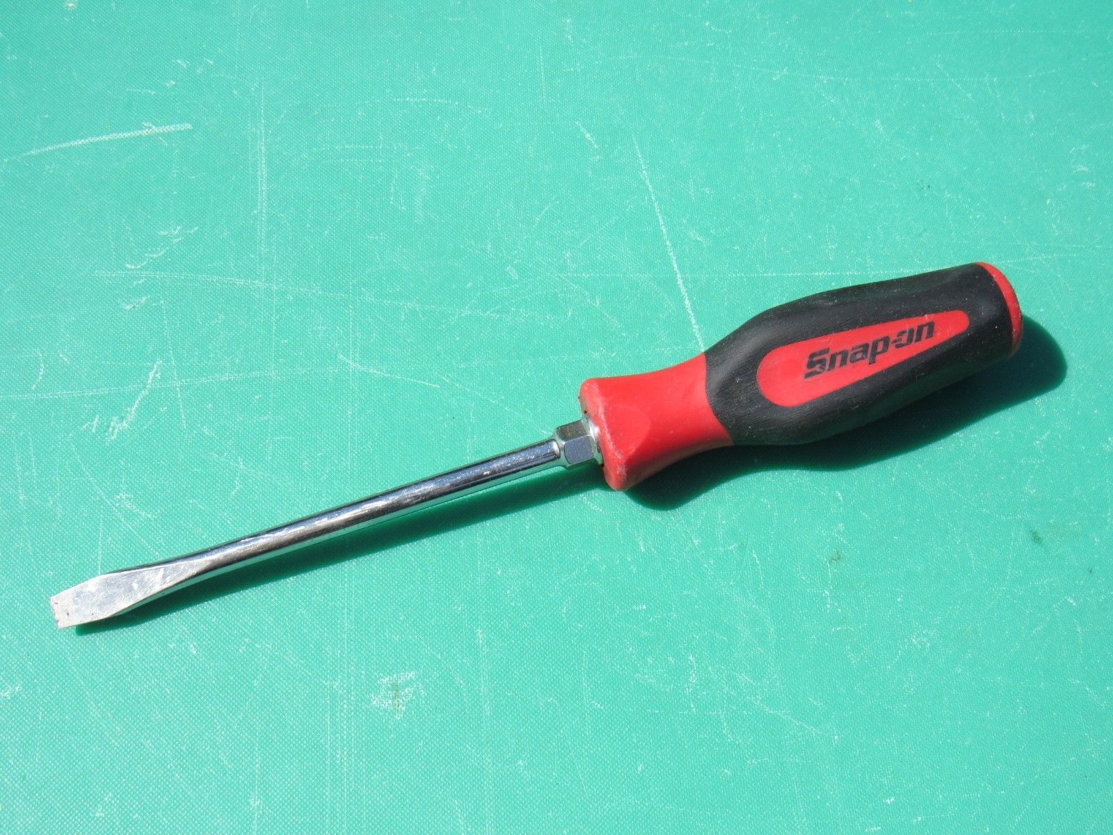 SNAP ON SGD6BR SGD6B RED BLACK HANDLE STRAIGHT / FLAT TIP / SLOTTED SCREWDRIVER