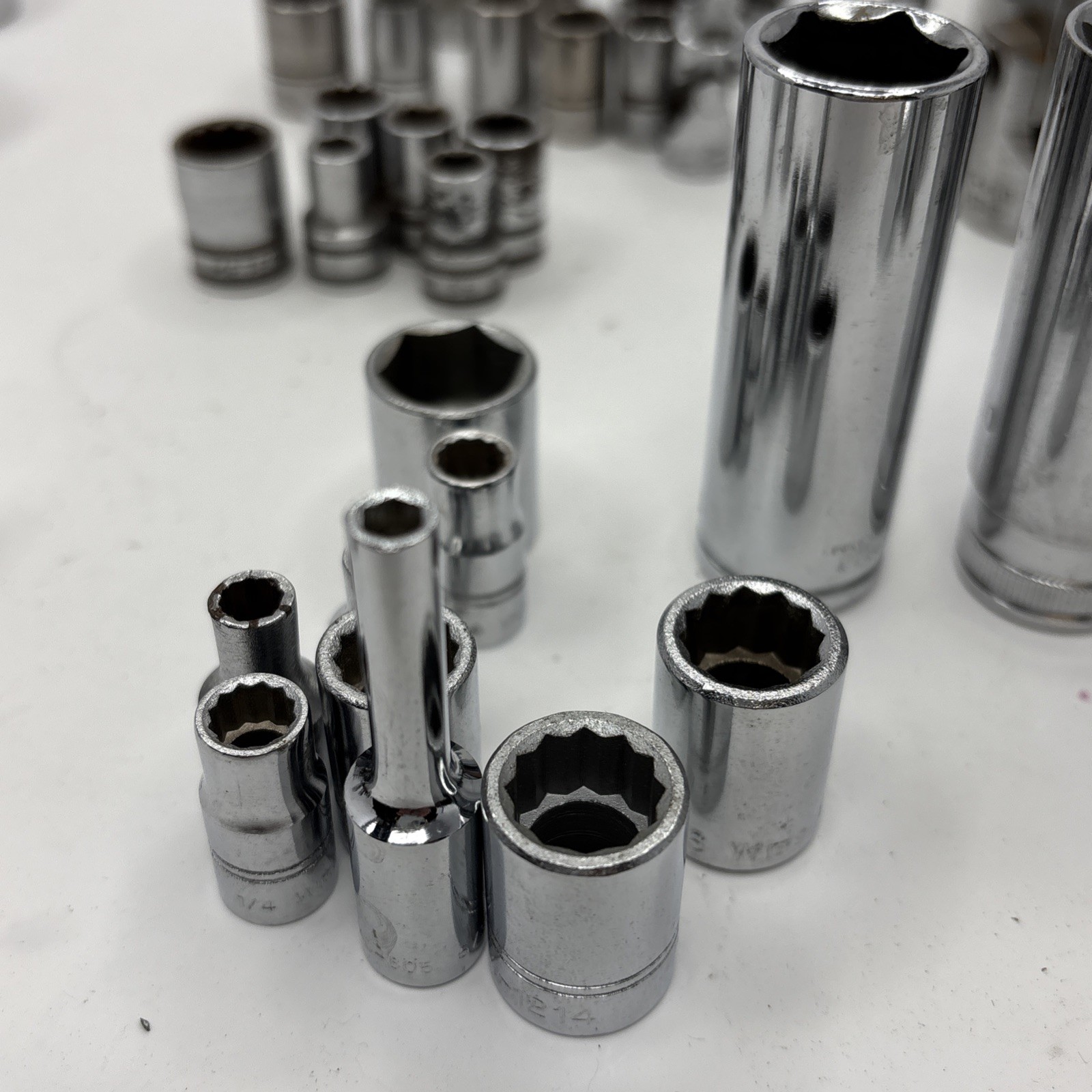 Lot of 100 + USA Assorted Sockets SAE & Metric Mixed Brands Various Drives READ