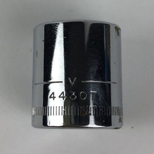 Craftsman 17mm 12 Point 3/8″ Drive Shallow Socket V 44307 Made In USA