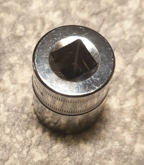 Snap-On SWM231 1/2″ Drive 12-Point 23 mm Flank Shallow Socket Bluepoint
