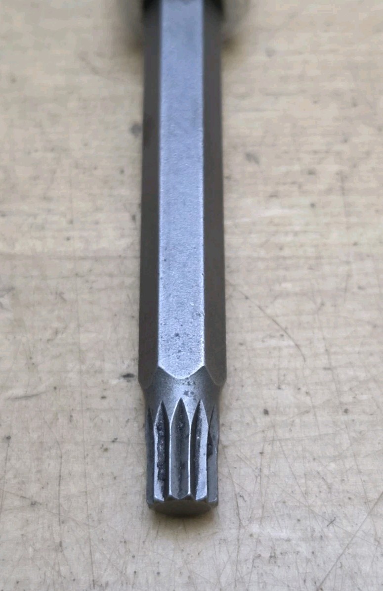Snap On FTSM8LE – 3/8″ Drive 8mm Triple Square Hex Bit Long Socket Driver