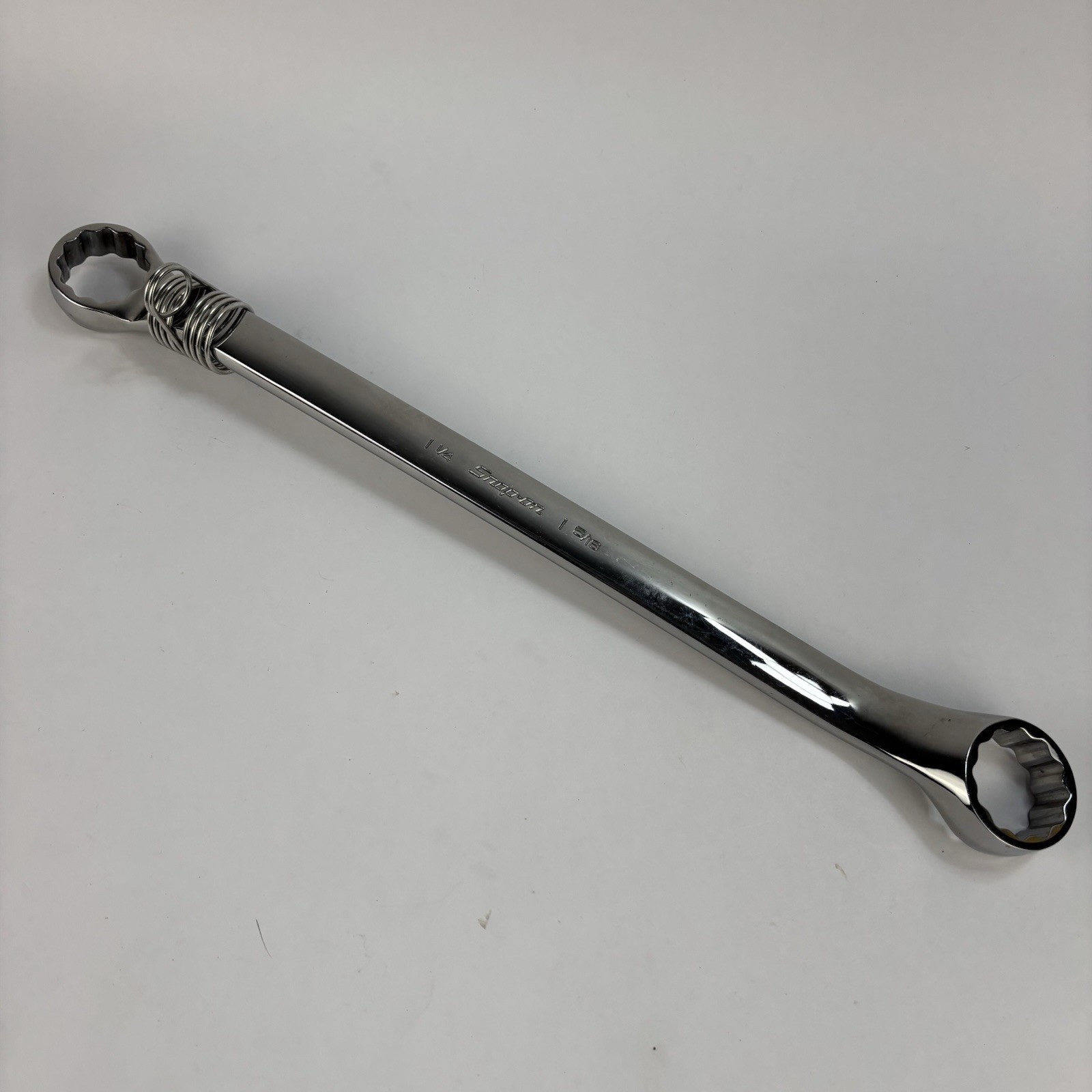 Snap On Tools XB4042A 1-1/4″ X 1-5/16″ 12 Point SAE 10* Offset Box End Wrench